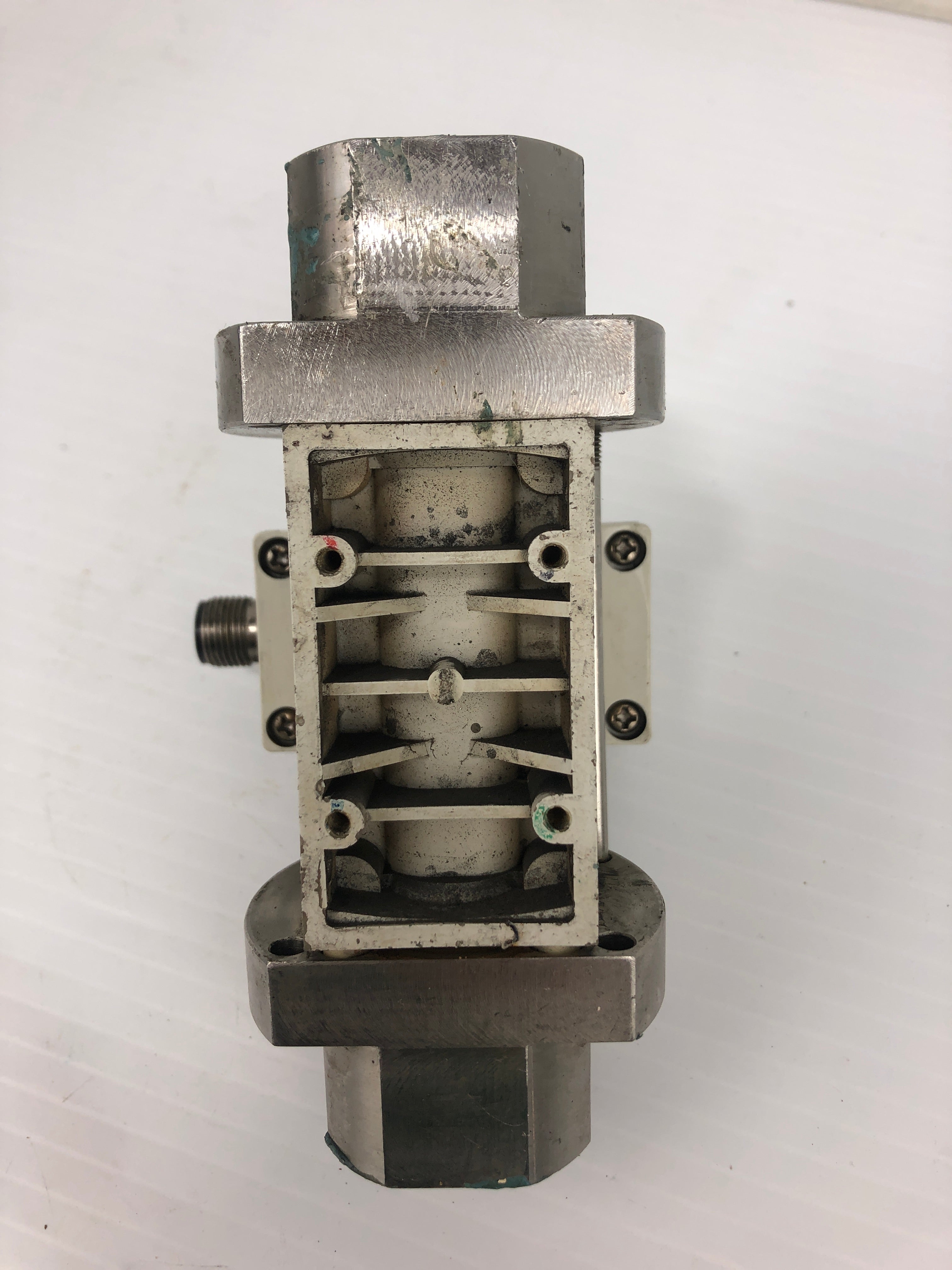 SMC PFW-740-04-27 Flow Switch DC 12~24V NPN 30V 80mA 1MPa