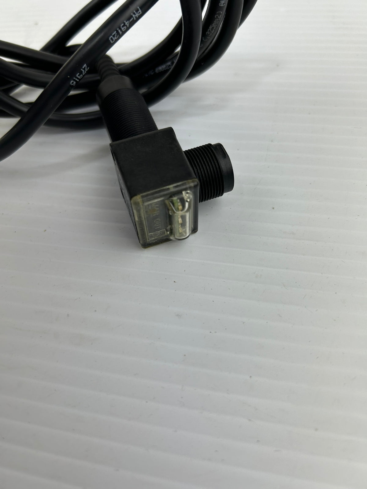 Allen Bradley 42EF-R9RCBT-A2 Polarized Retroreflective Sensor Photoswitch Ser. C