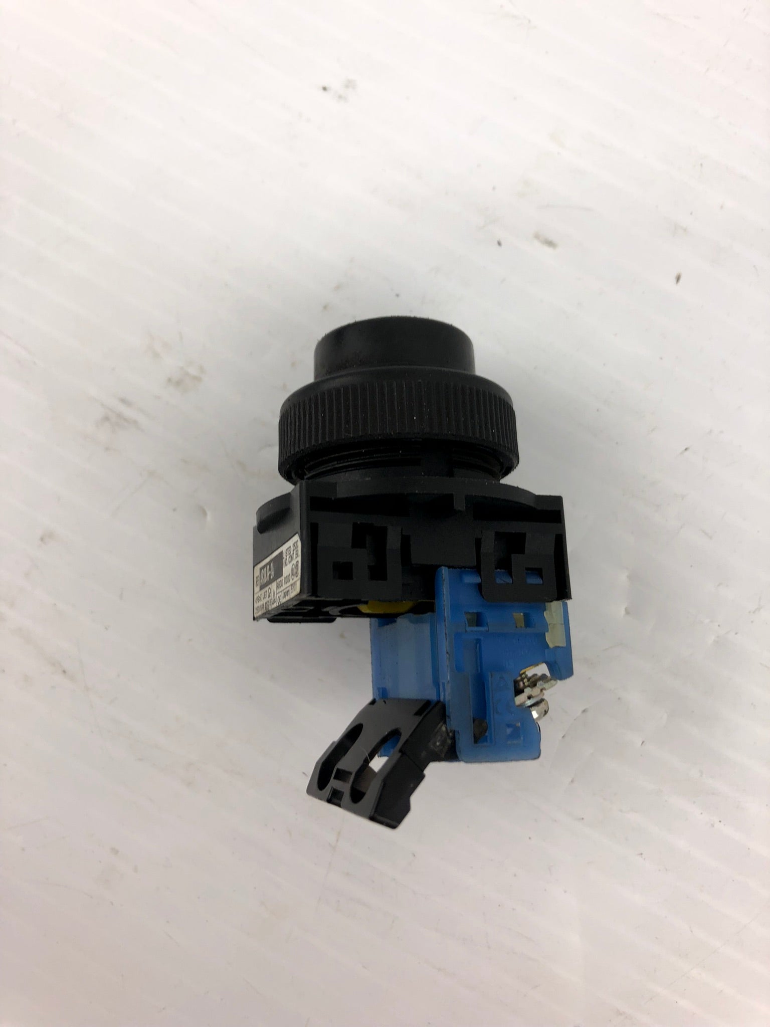Fuji Electric AR30JR-2A Gear Key Change Over Switch - NO KEY
