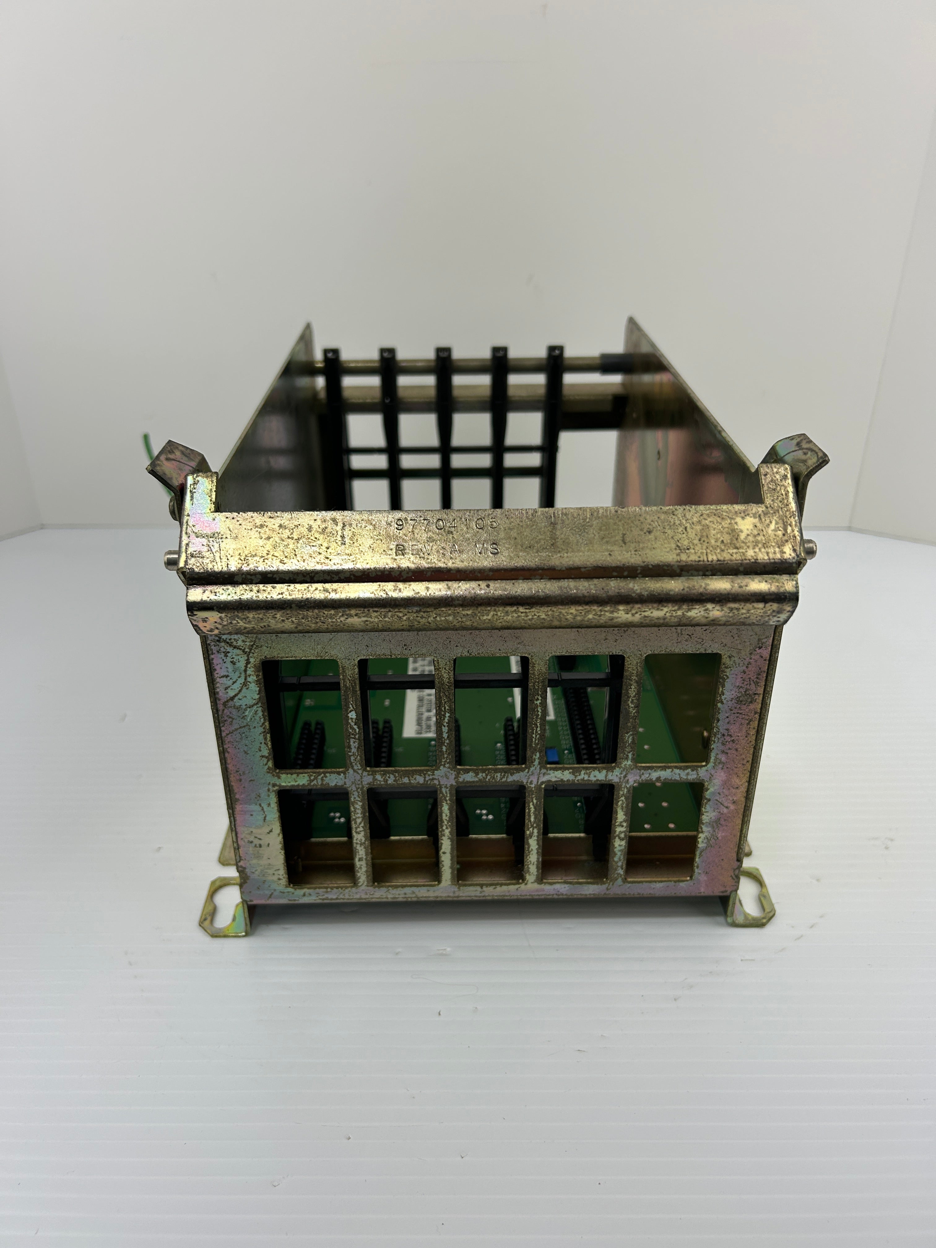 Allen-Bradley 1771-A1B 4-Slot I/O PLC Chassis Series B 1771-A1B/B