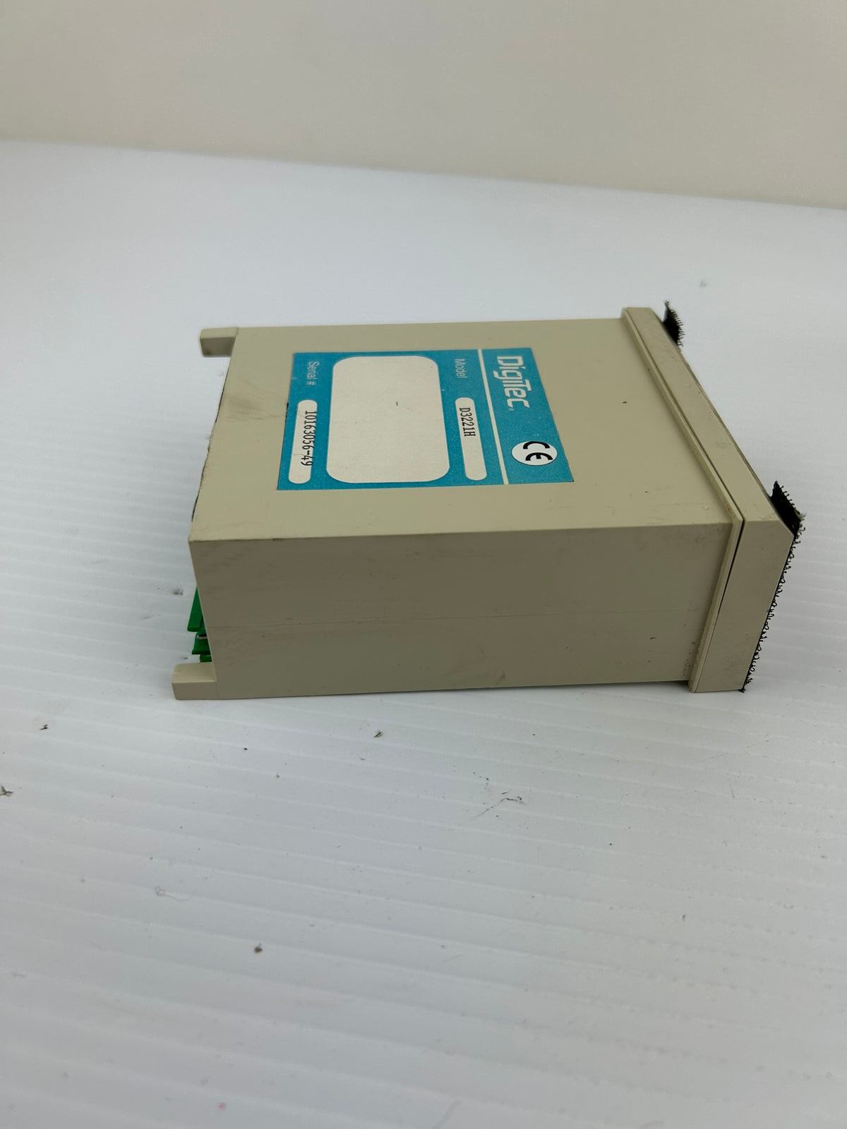 Digitec D3221H Digital Panel Meter Process Indicator 5-Digit LED 1/8 DIN 115VAC