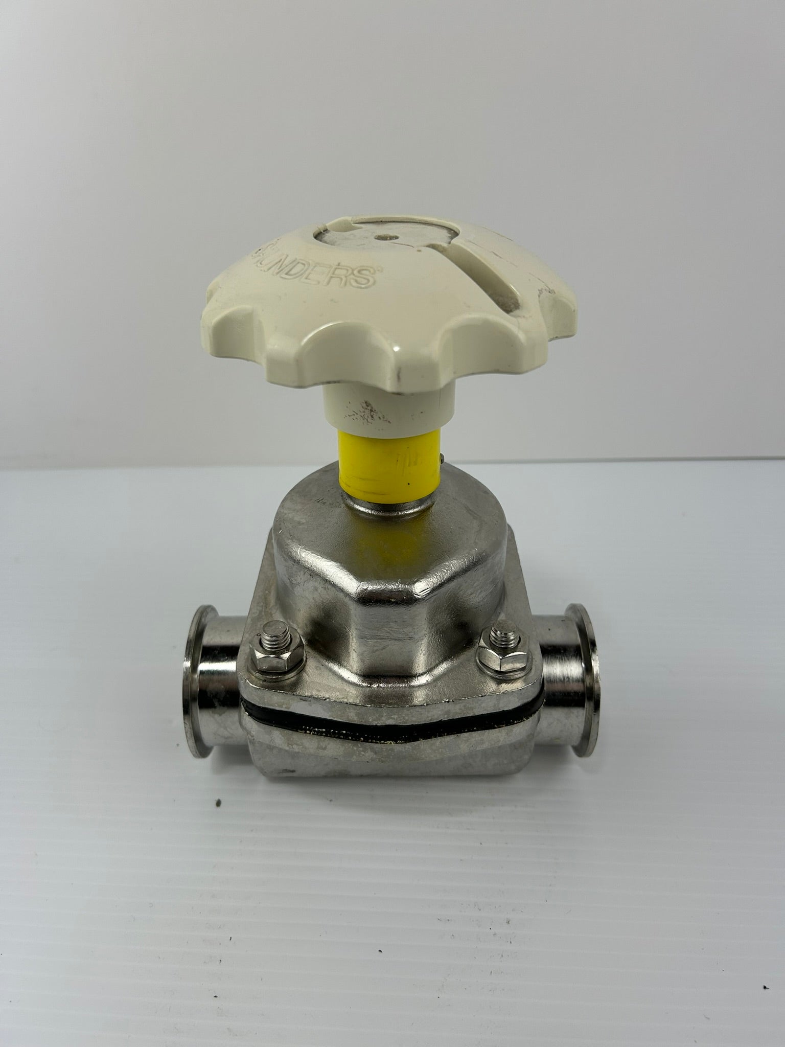 Saunders 349751 Shut Off Valve White