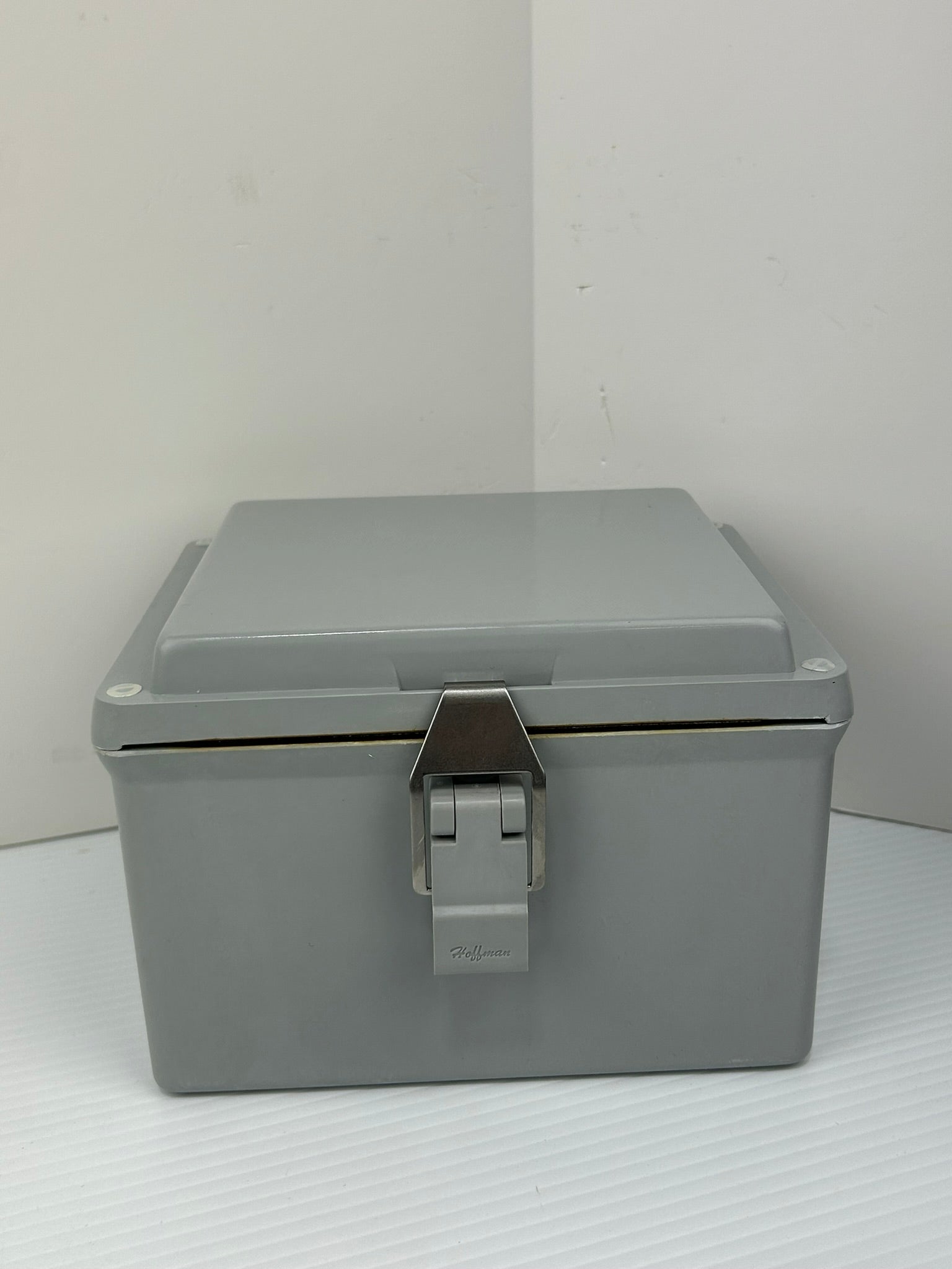 Hoffman A865JFGQRR Quick Release Enclosure Rev A