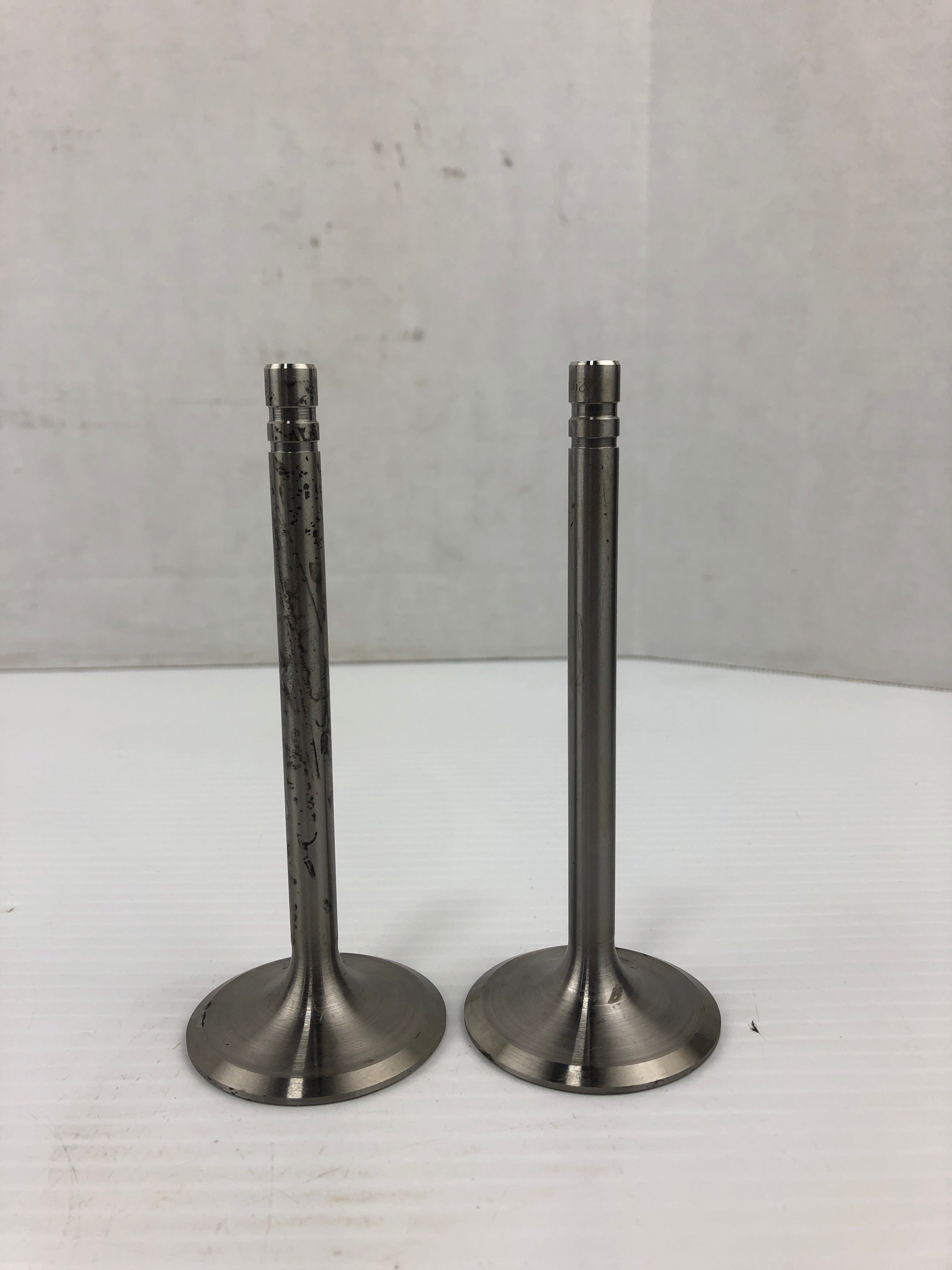 Clevite 2112032 Engine Intake Valve 211-2032 (Lot of 2)