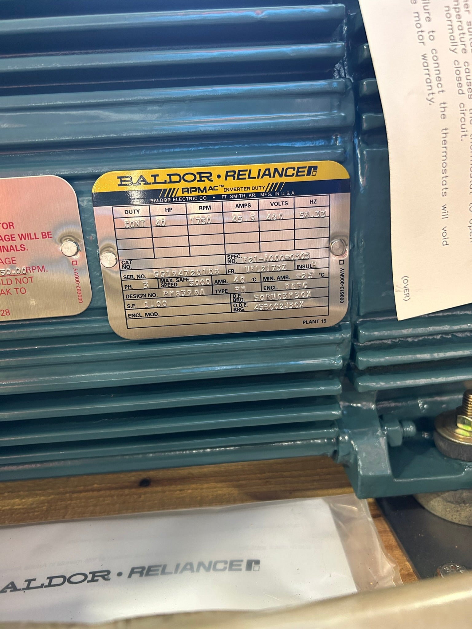 ABB Baldor Reliance 40HP Inverter Duty AC Motor F21-A000-0305 TEFC 460V 3PH