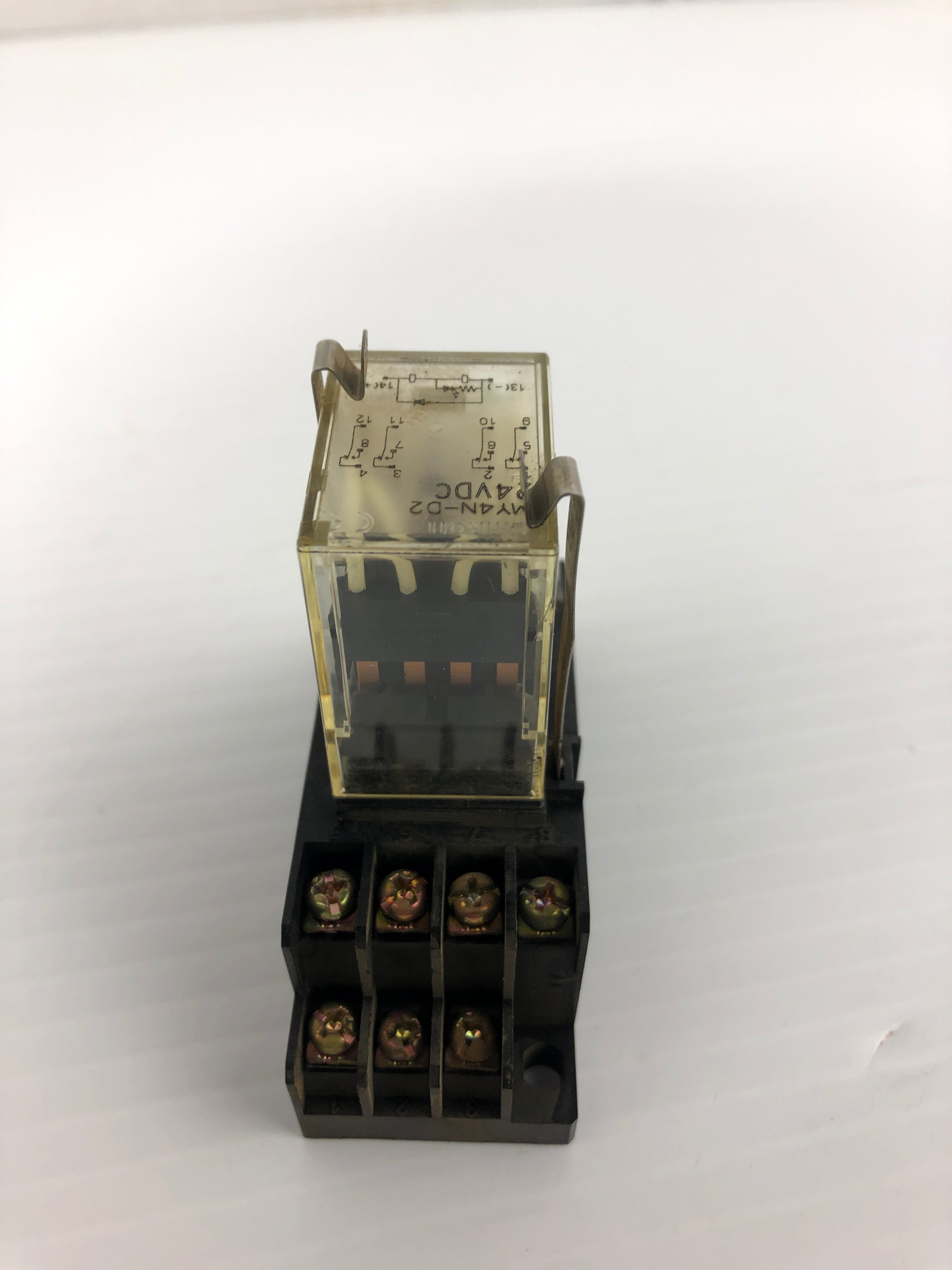 Omron MY4N-D2 Relay 24VDC with Base 2663YA 250V 5A