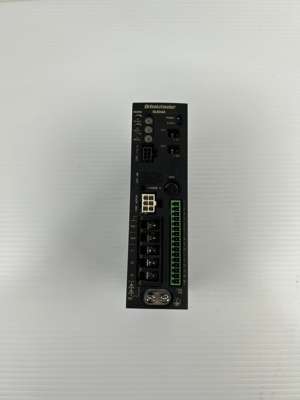 Oriental Motor BLED6S Brushless DC Motor Driver 200-240V 60W 3PH 0.7A
