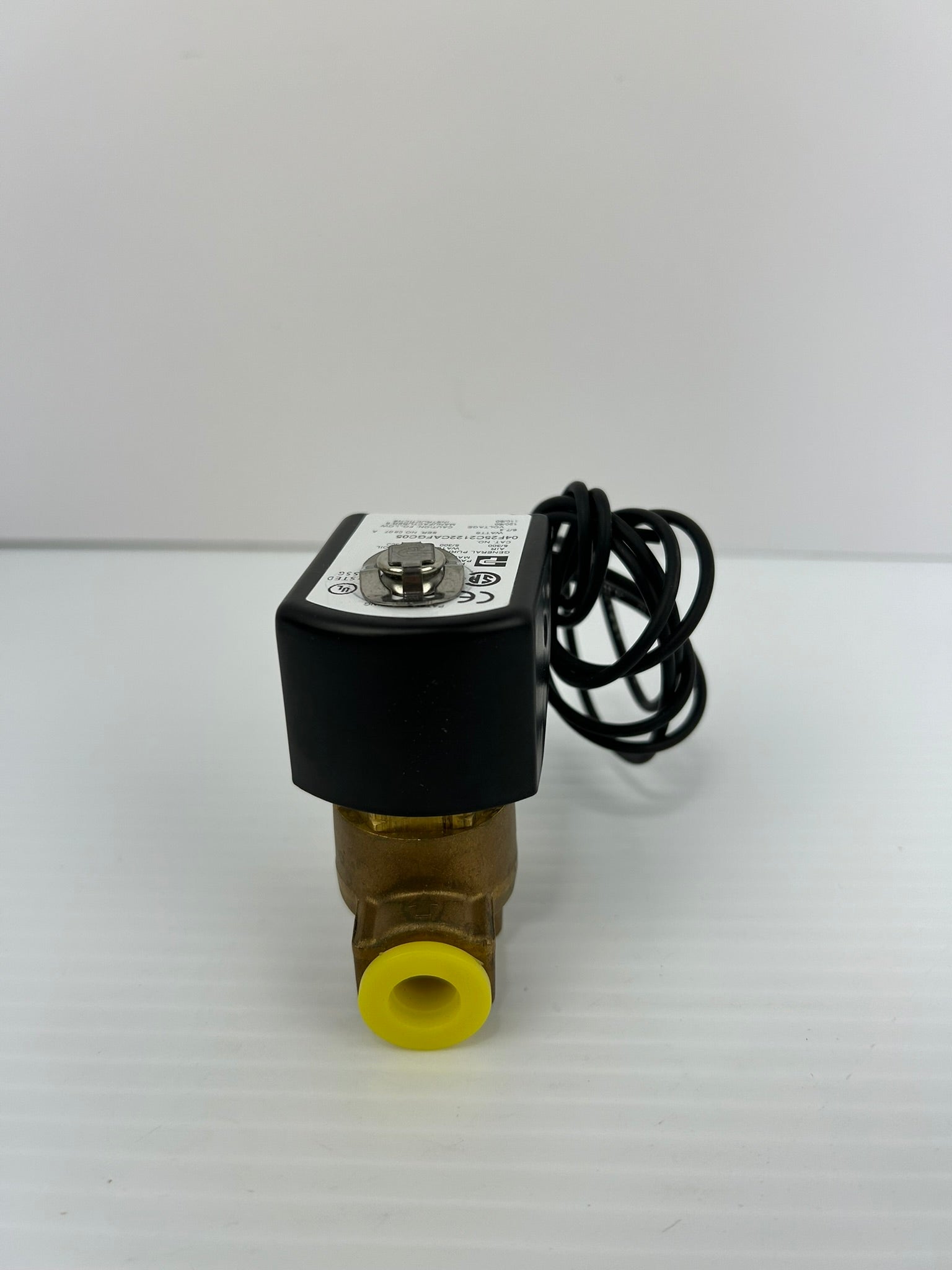 Parker 04F25C2122CAFGC05 General Purpose Valve 9020 6/7.4W