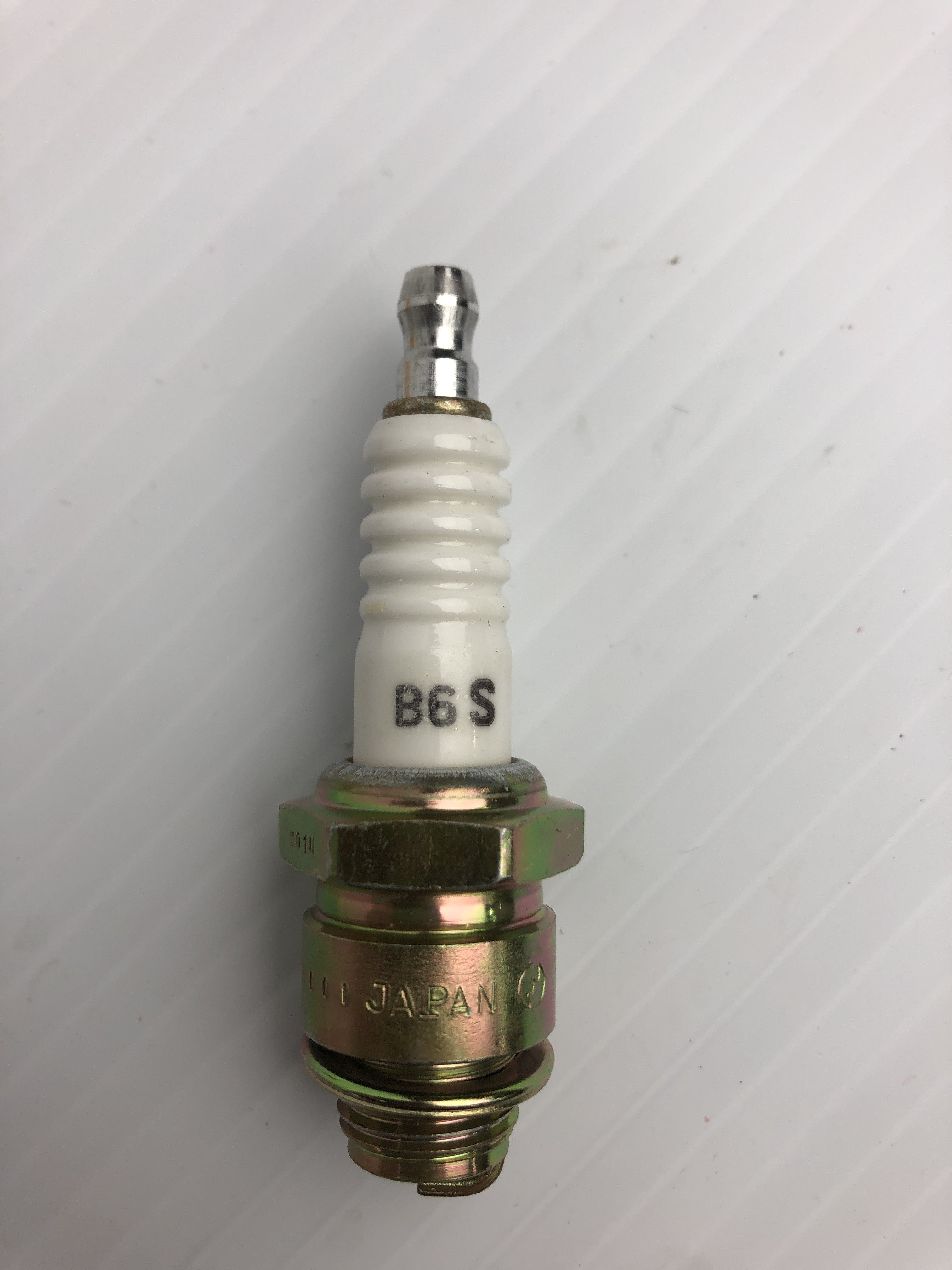 NGK 3510 Spark Plug B6S