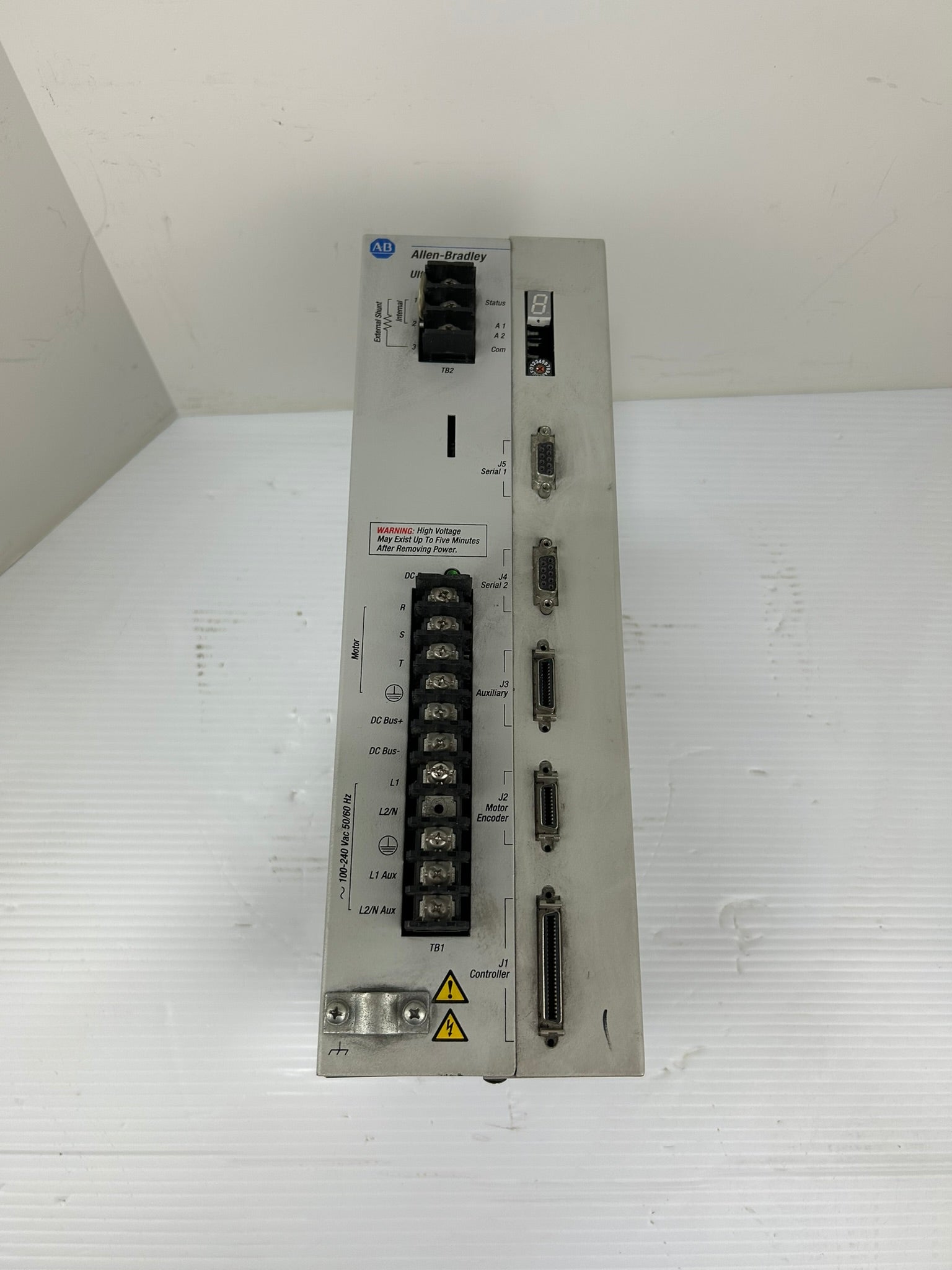 Allen Bradley 1398-DDM-030 Ultra Series Servo Drive 9101-1459 Series 20 1PH
