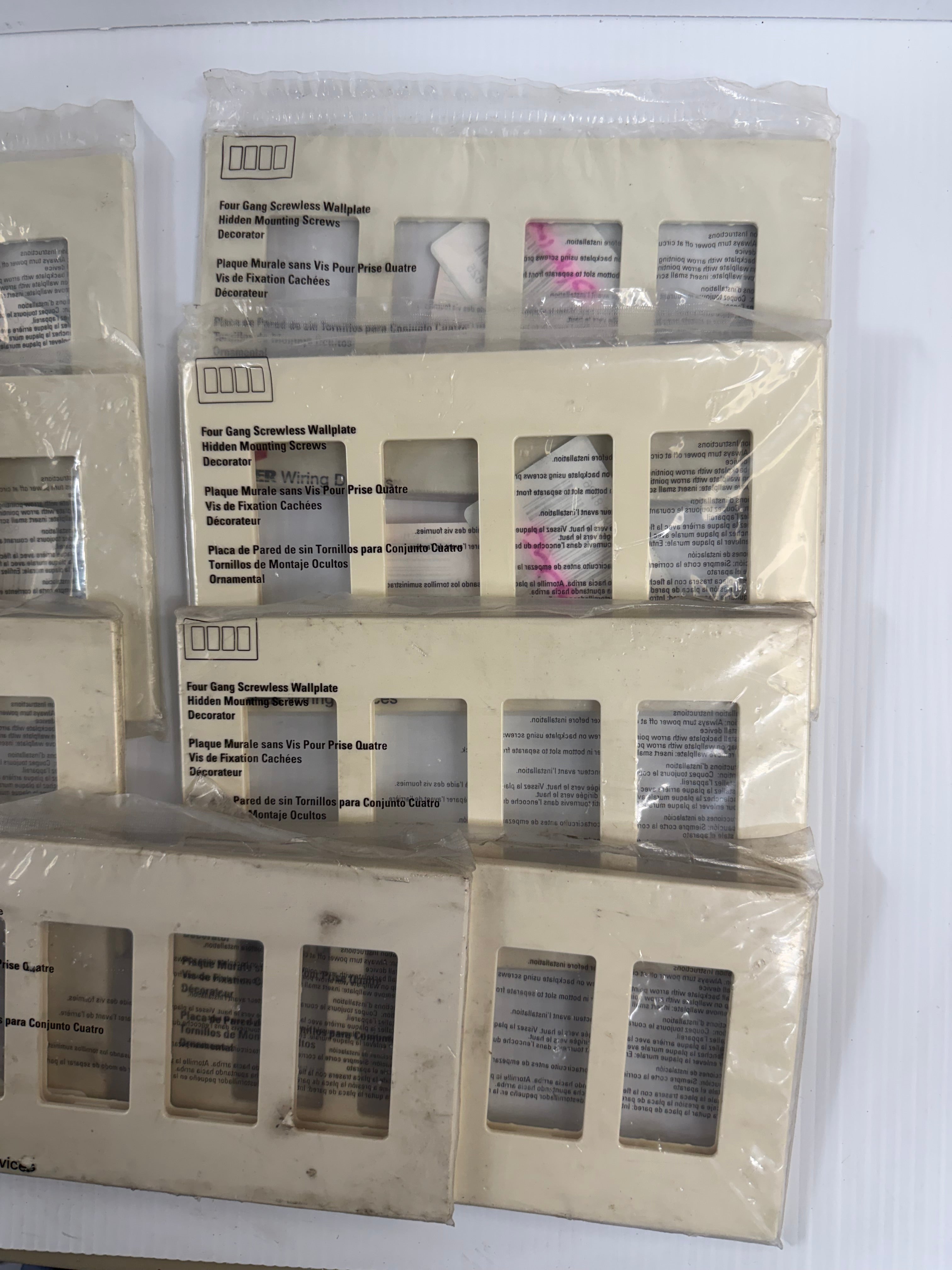 Cooper Wiring 4-Gang Screwless Wallplate Lot of 9 PJS264A