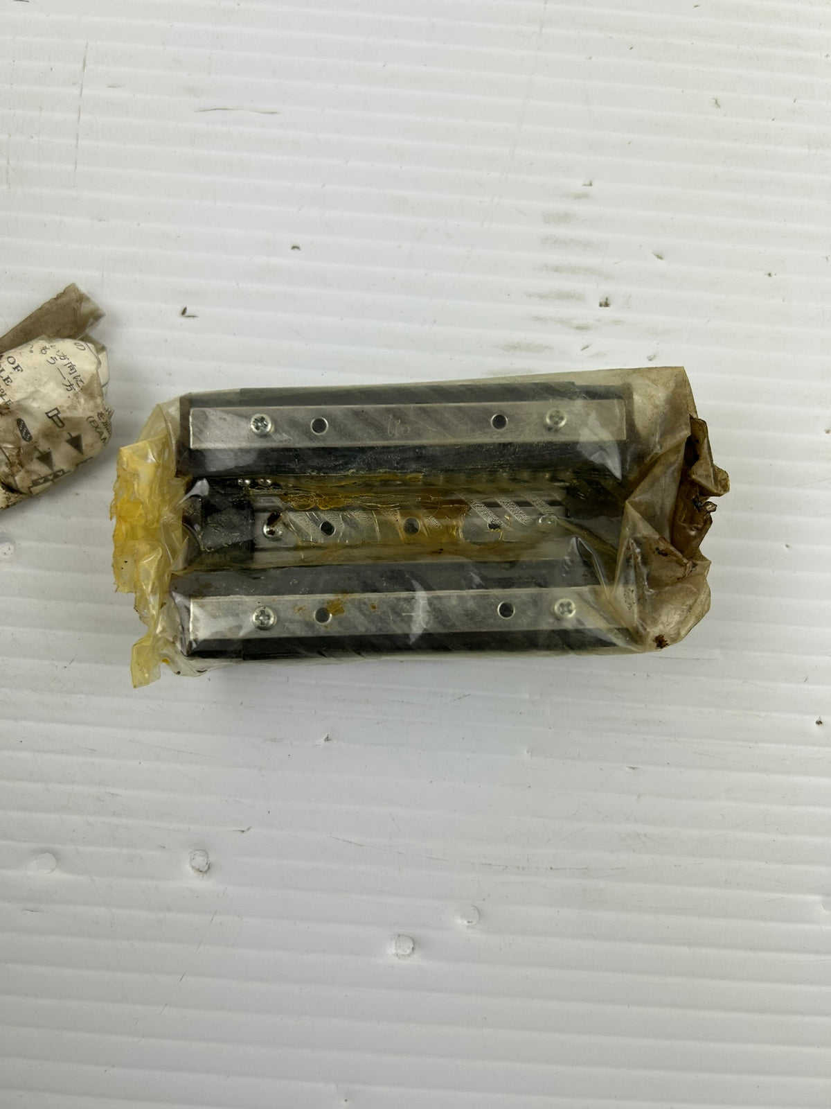 THK SR25W1SS(GK) Linear Guide Block 9F04 LM Guide