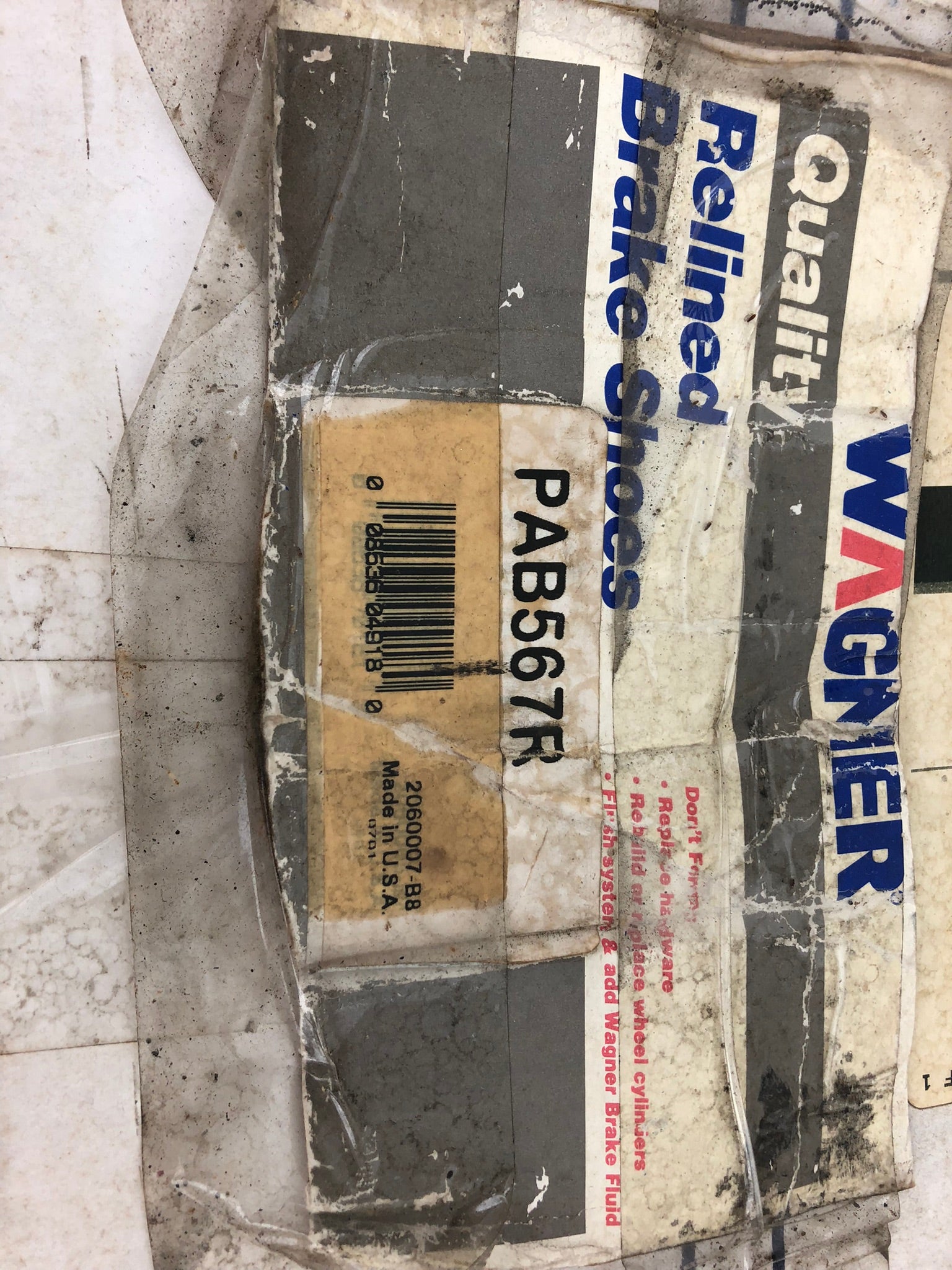Wagner PAB567R Relined Brake Shoes Riveted