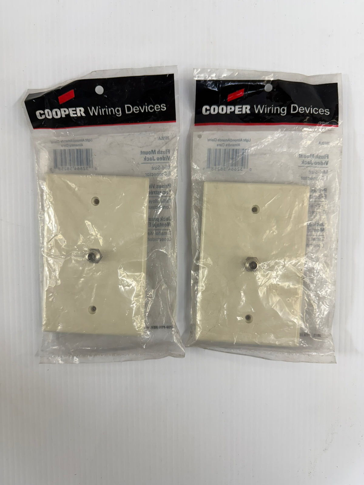 Cooper Wiring Flush Mount Video Jack 2072LA - Lot of 2