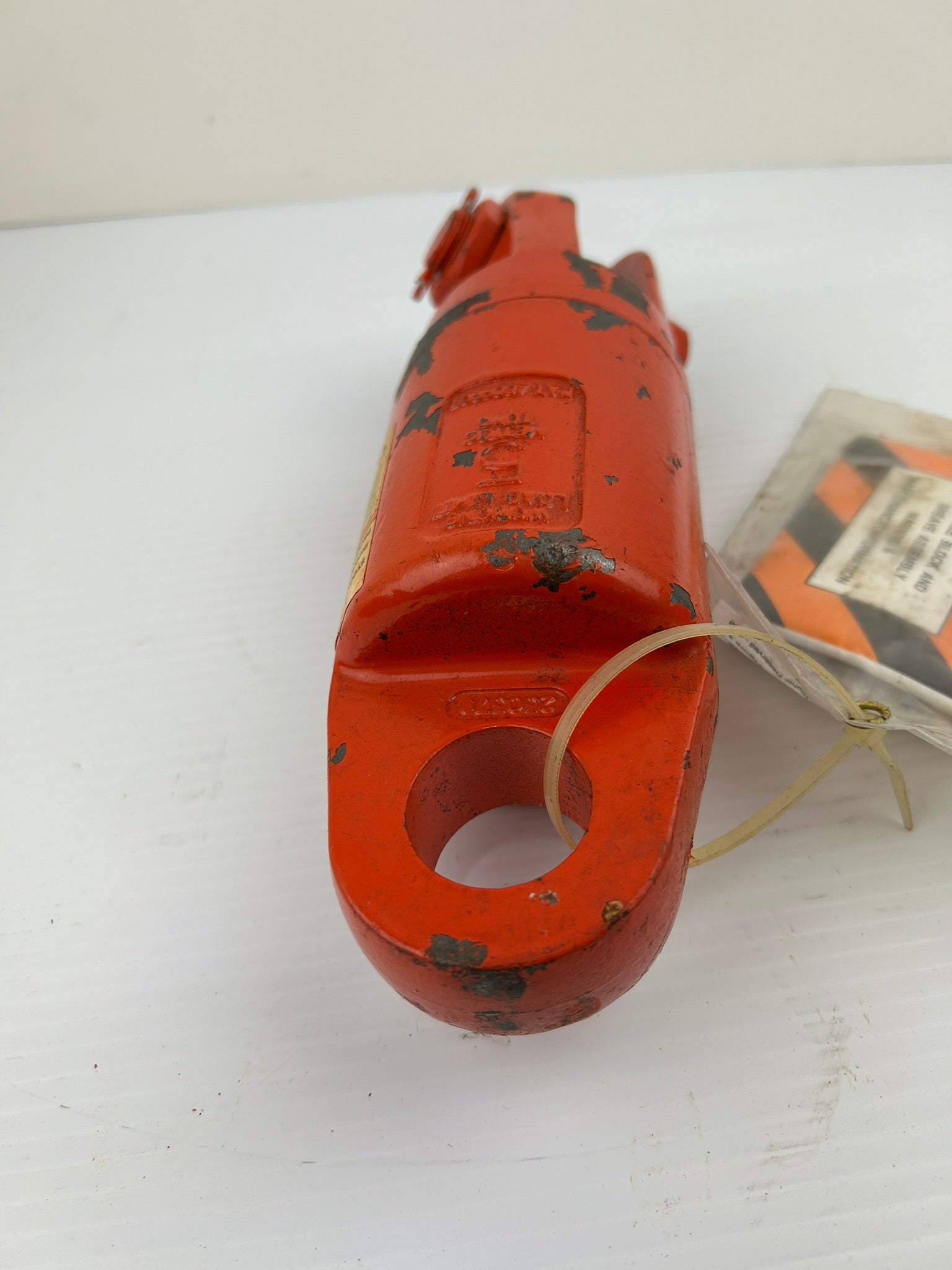 The Crosby Group 297244 5 Metric Tons Swivel - Tackle Block and Sheave Assembly