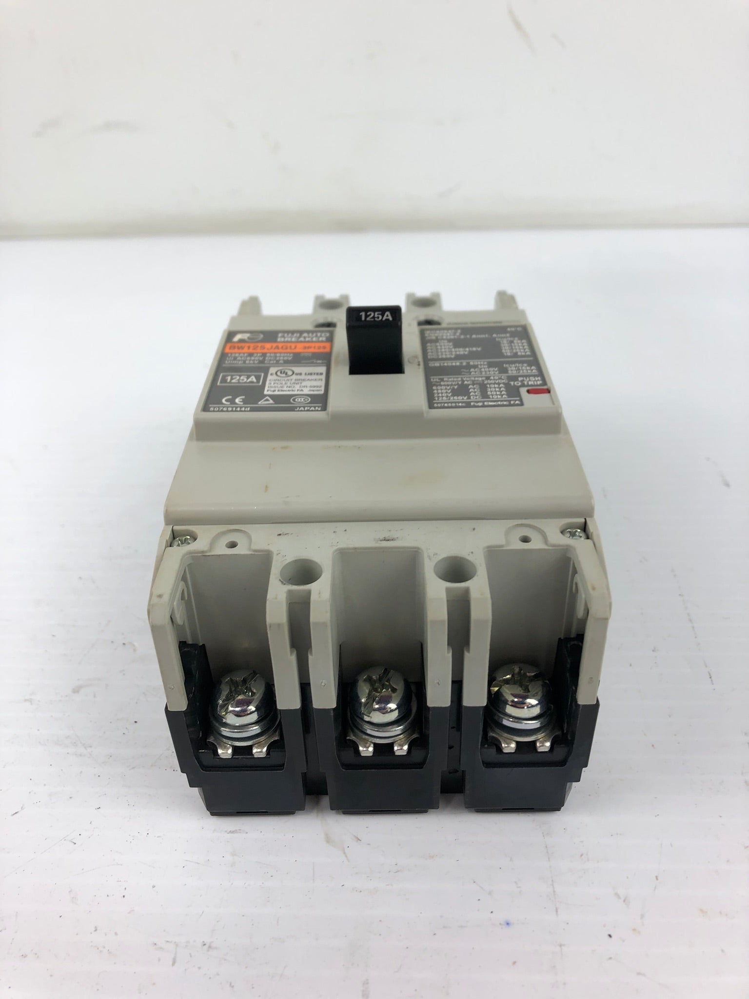Fuji Electric BW125JAGU-3P125 Circuit Breaker 125A 3P 50/60Hz