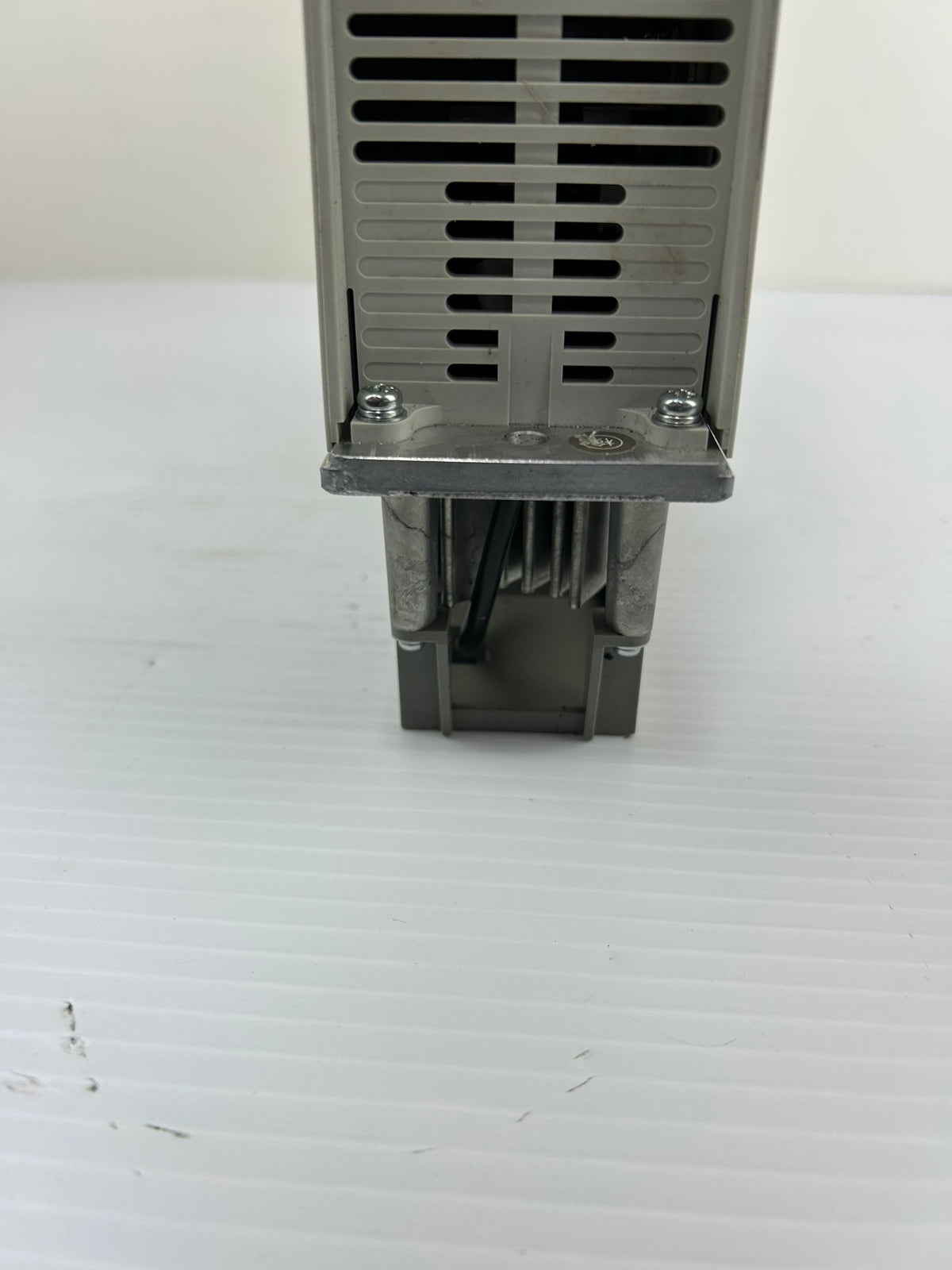 Mitsubishi MDS-C1-V2-2020-N Servo Drive Unit 2.0kW 155V 3PH - No Cover