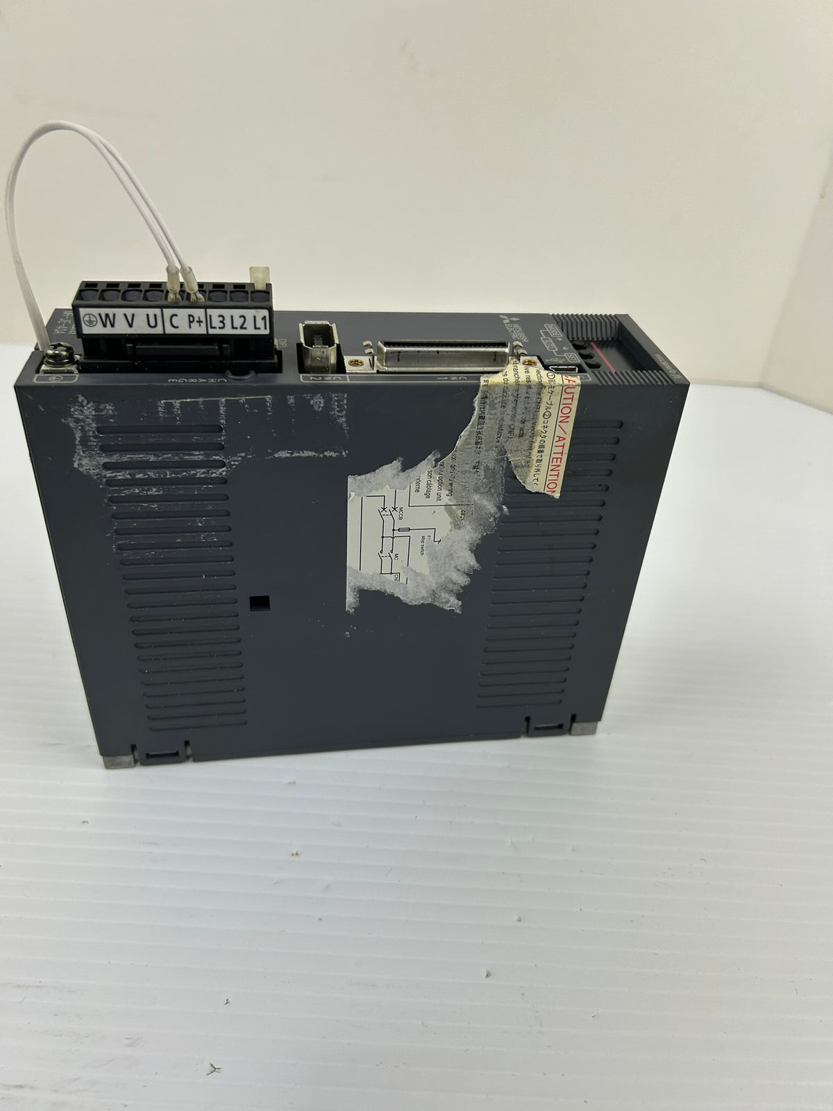 Mitsubishi MR-JE-40A AC Servo Drive 400W 200-240V 3 Phase MRJE40A