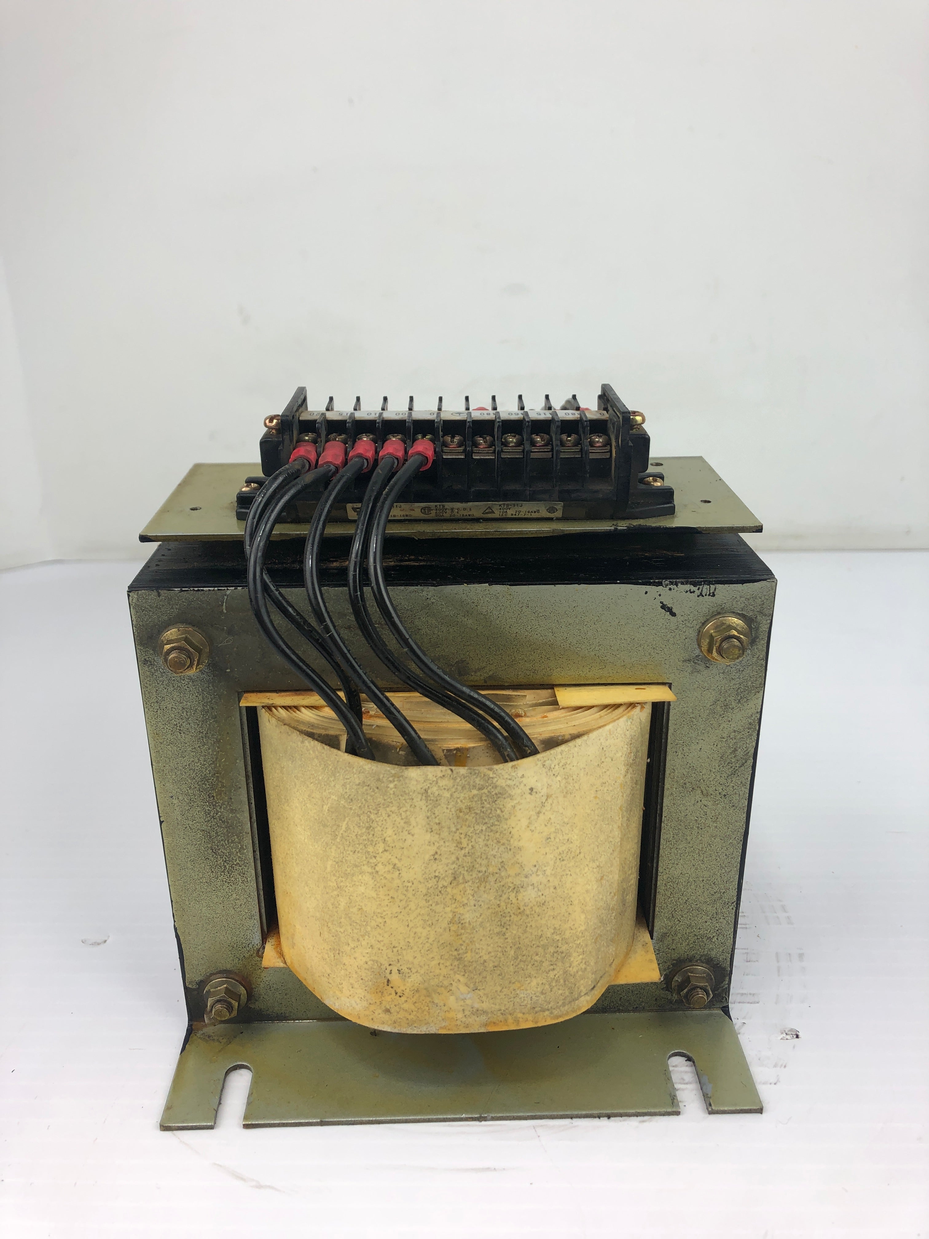 Fujitsu DGT-6570E Transformer P.V- 380-480V S.V- 100-120V 575VA 50/60Hz 1PH