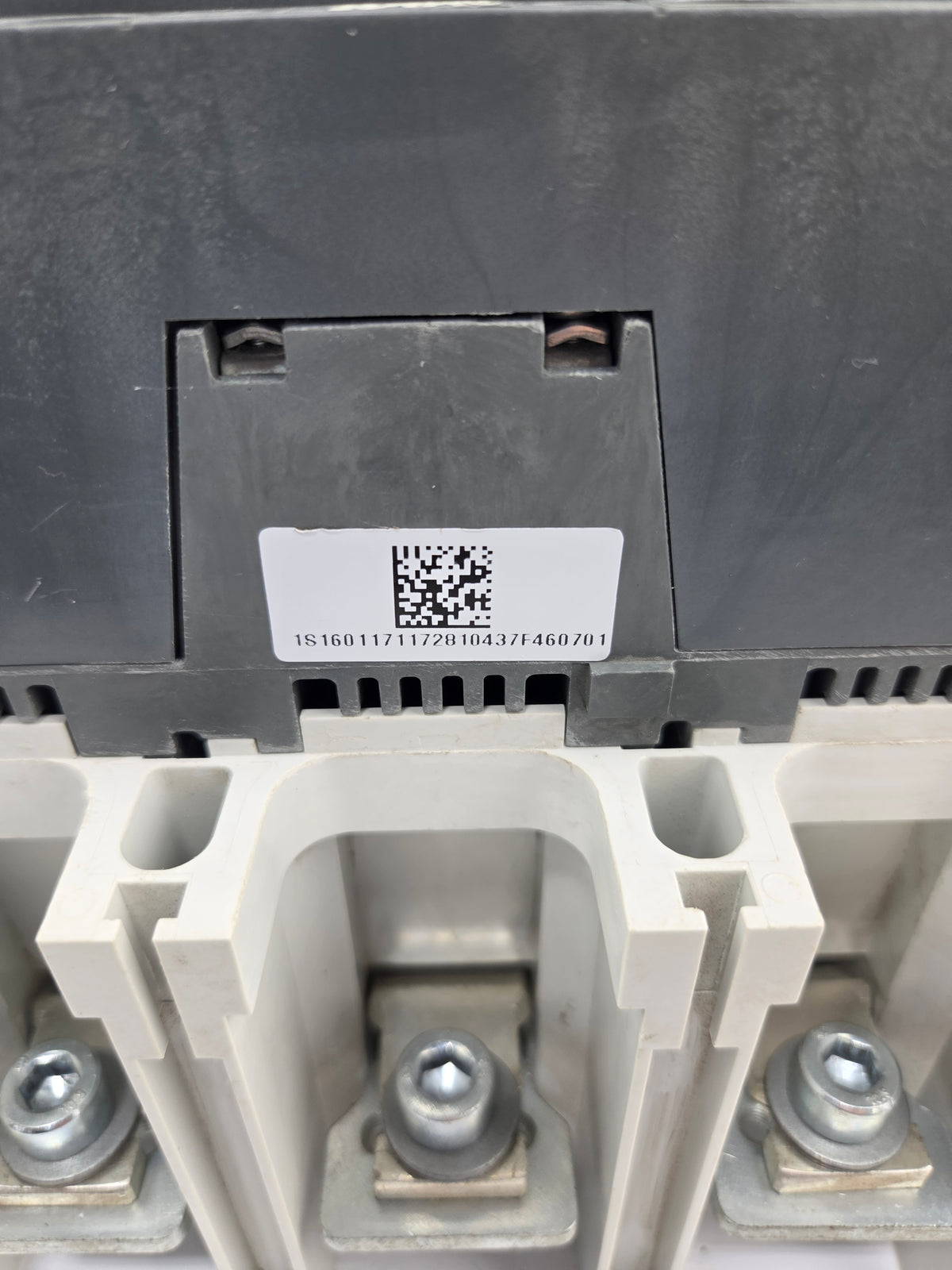 ABB AF460-30 Contactor 460A AC-3 700A AC-1 3 Pole 100-250V AC/DC Coil 600V