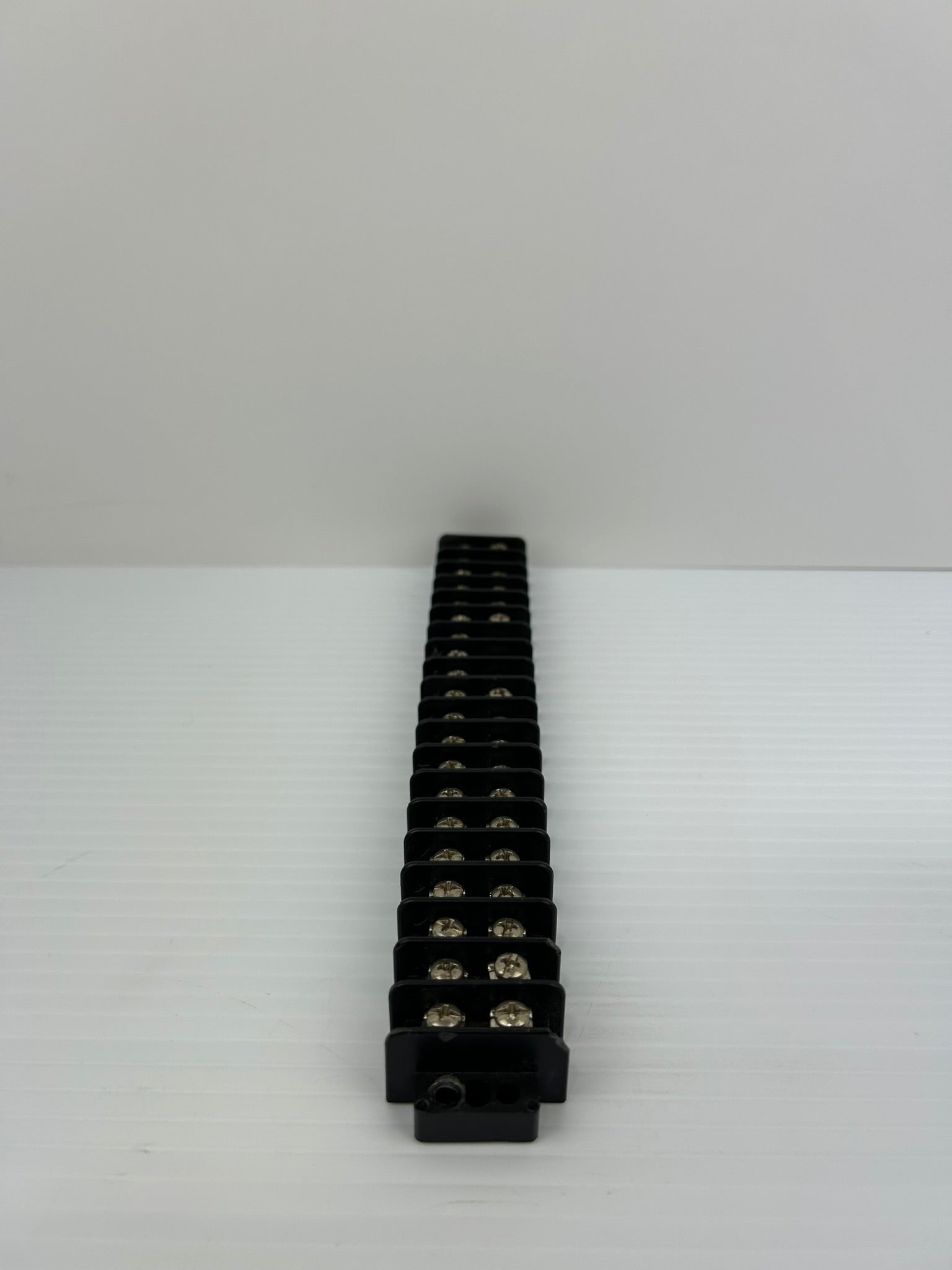 USD TB200HB Terminal Block 20P - Lot of 8