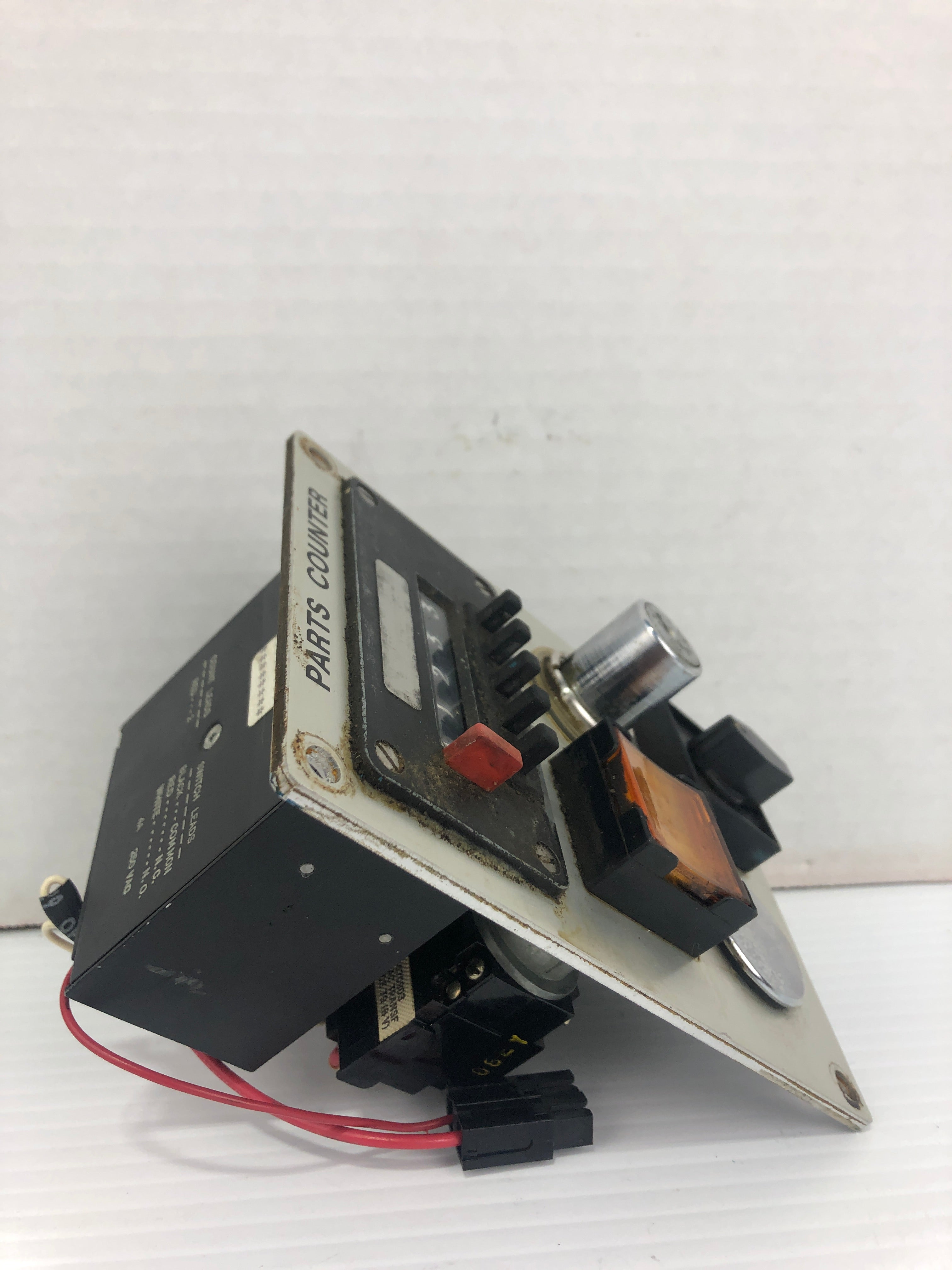 Cincinnati Milacron 3651027 Acramatic 850 Parts Counter 250VAC 4A