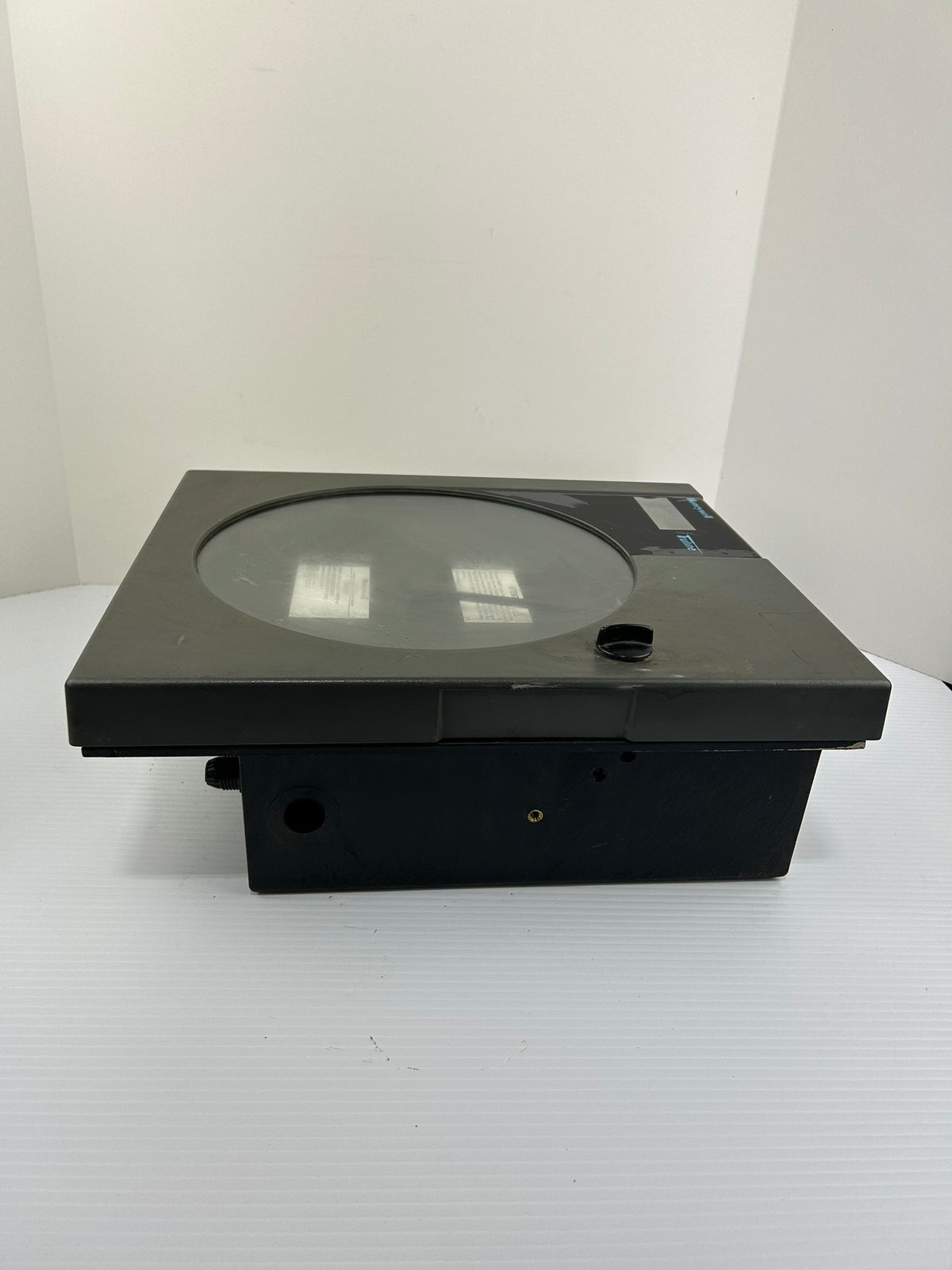 Honeywell DR4500 Truline Circular Chart Recorder DR45AT-1100-00-000-0-000P00-0