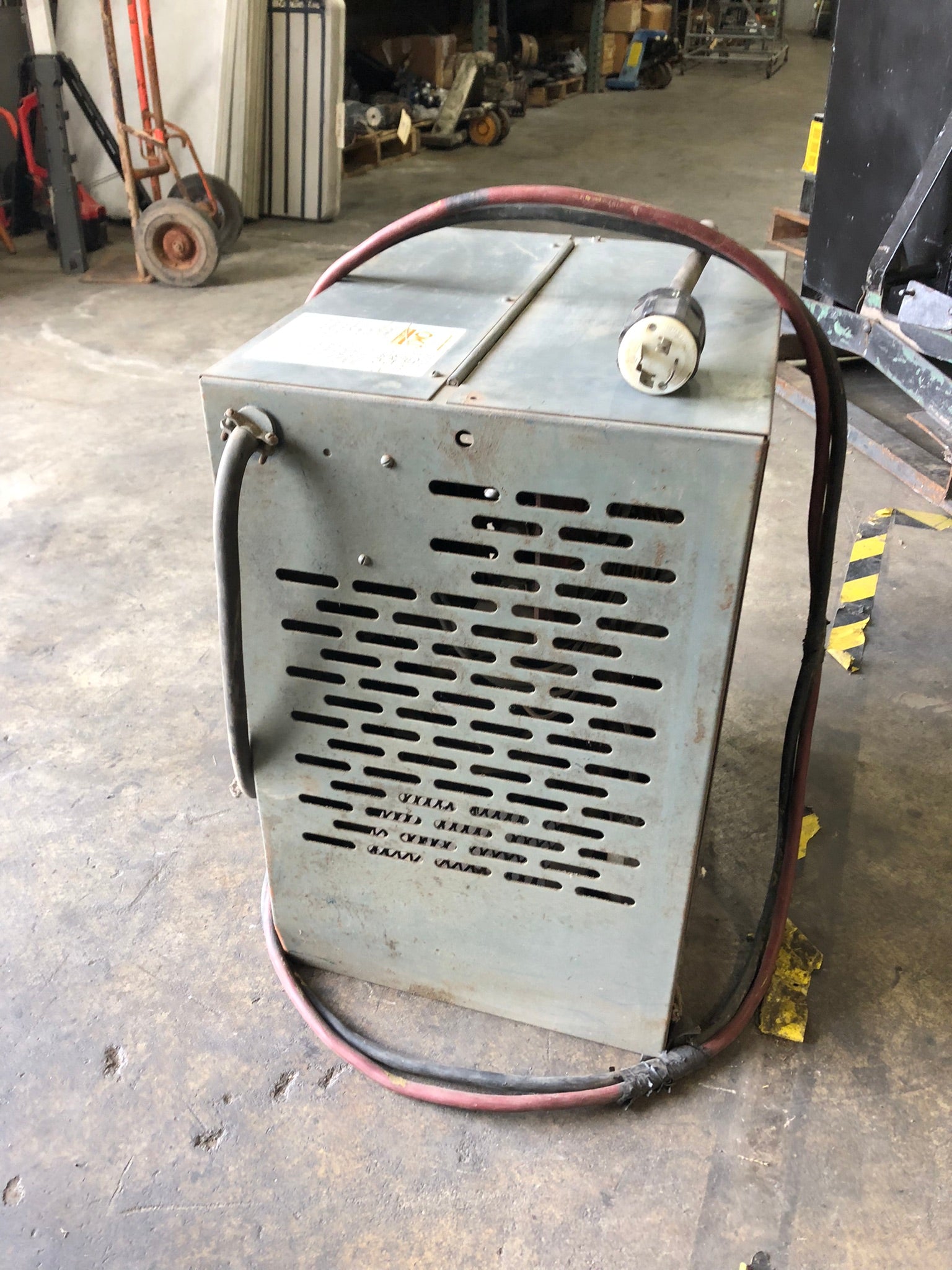 Hertner Auto 1000 Battery Charger