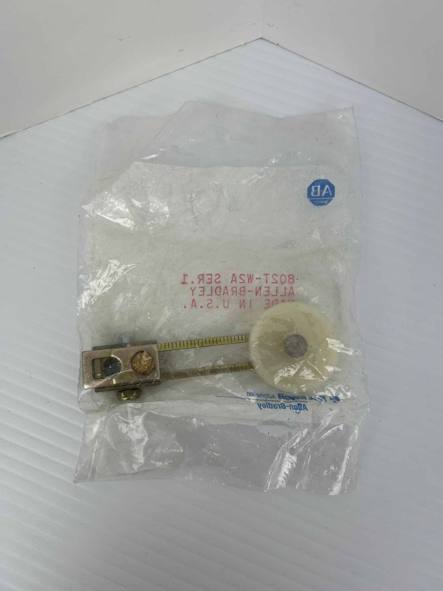 Allen-Bradley 802T-W2A Adjustable Limit Switch Series 1