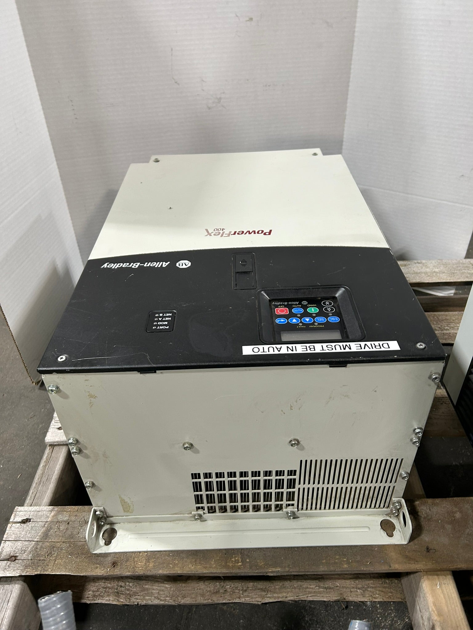 Allen-Bradley 22C-D088A103 PowerFlex 400 AC Drive Series A 60HP 45kW 3PH