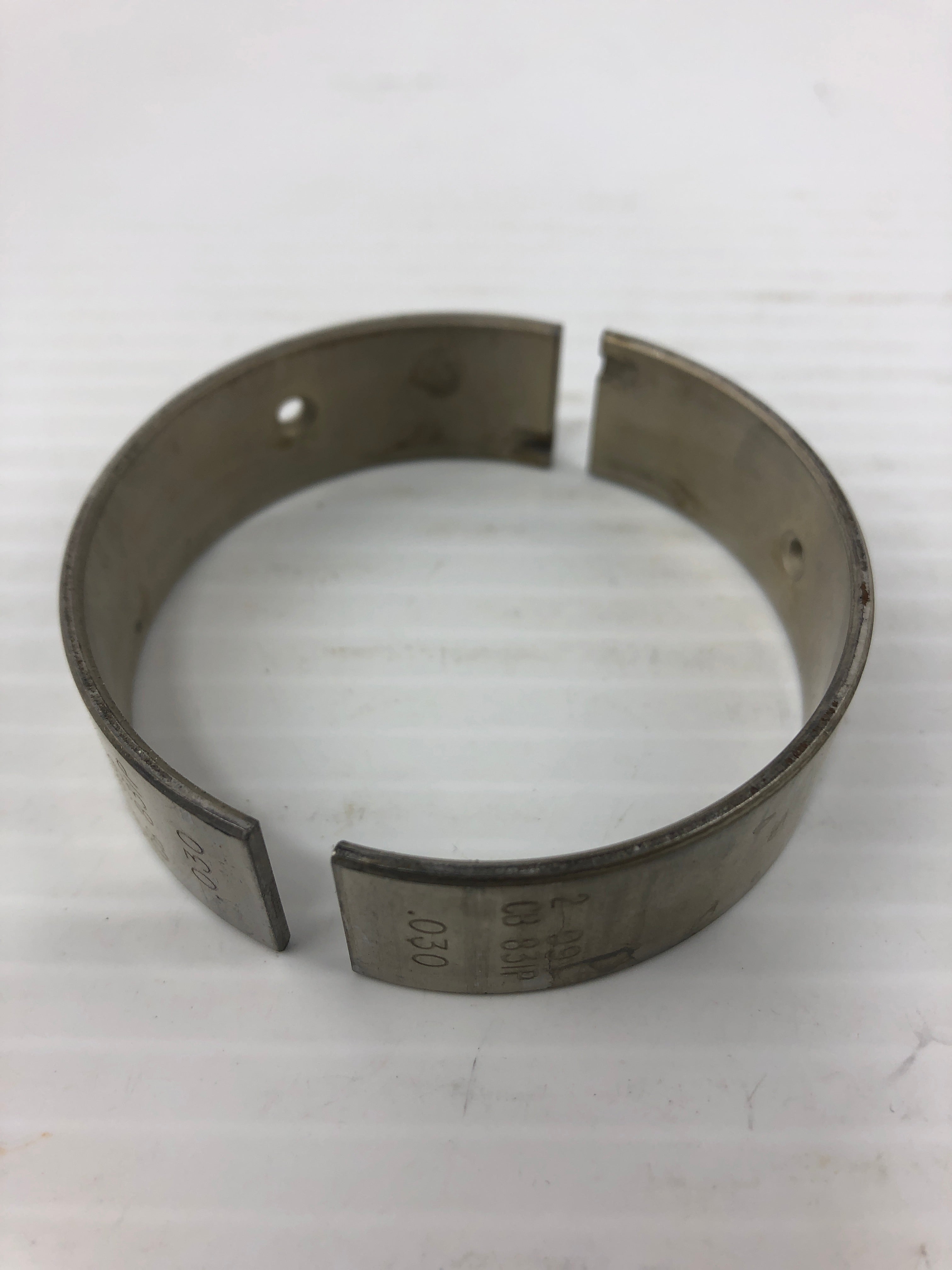 Clevite CB831P30 Engine Connecting Rod Bearing Pair CB-831 P-30