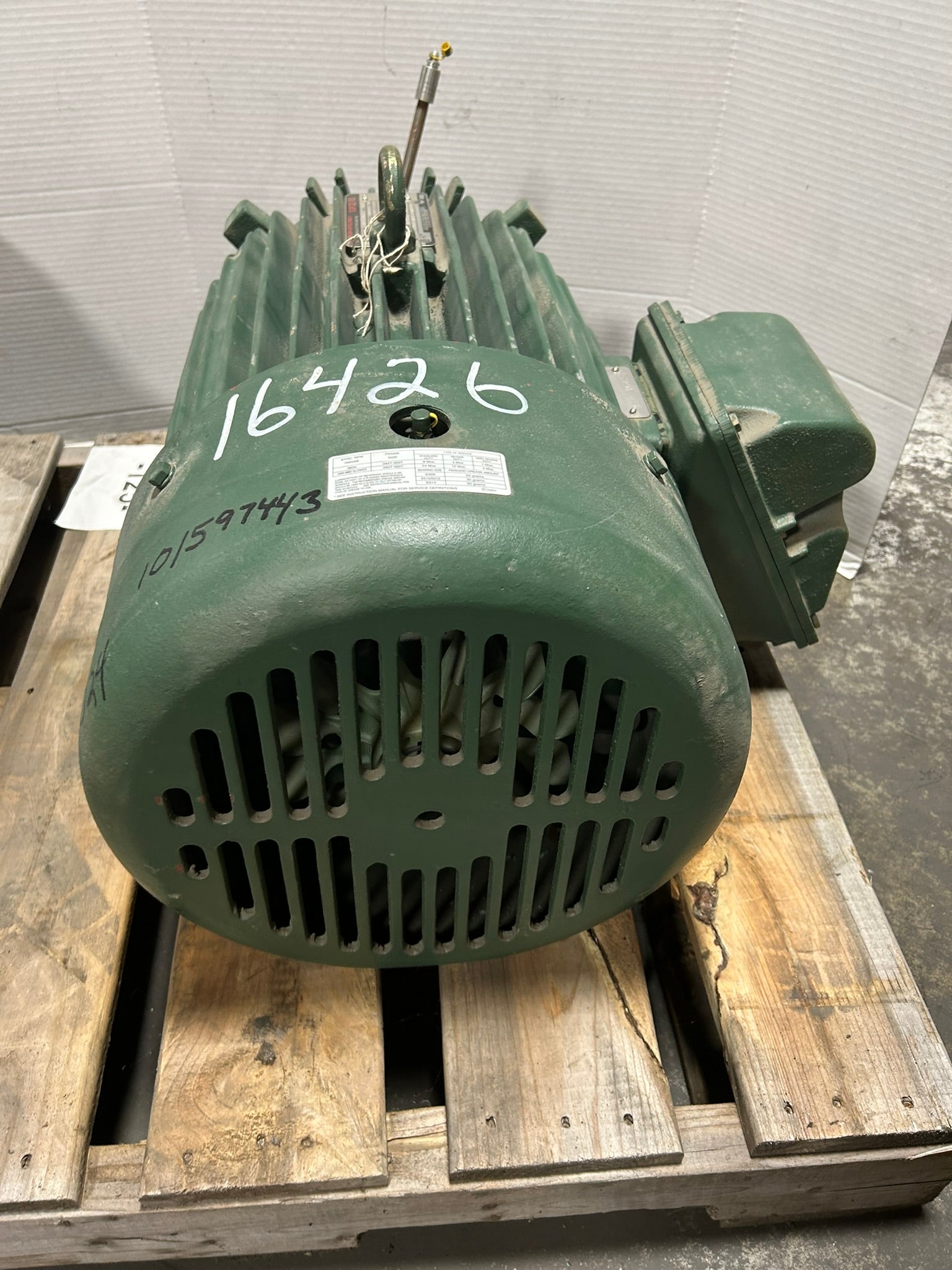 Toshiba B0108FLF3BMH0 Induction Electric Motor 3 PH 10 HP EQP III-XS