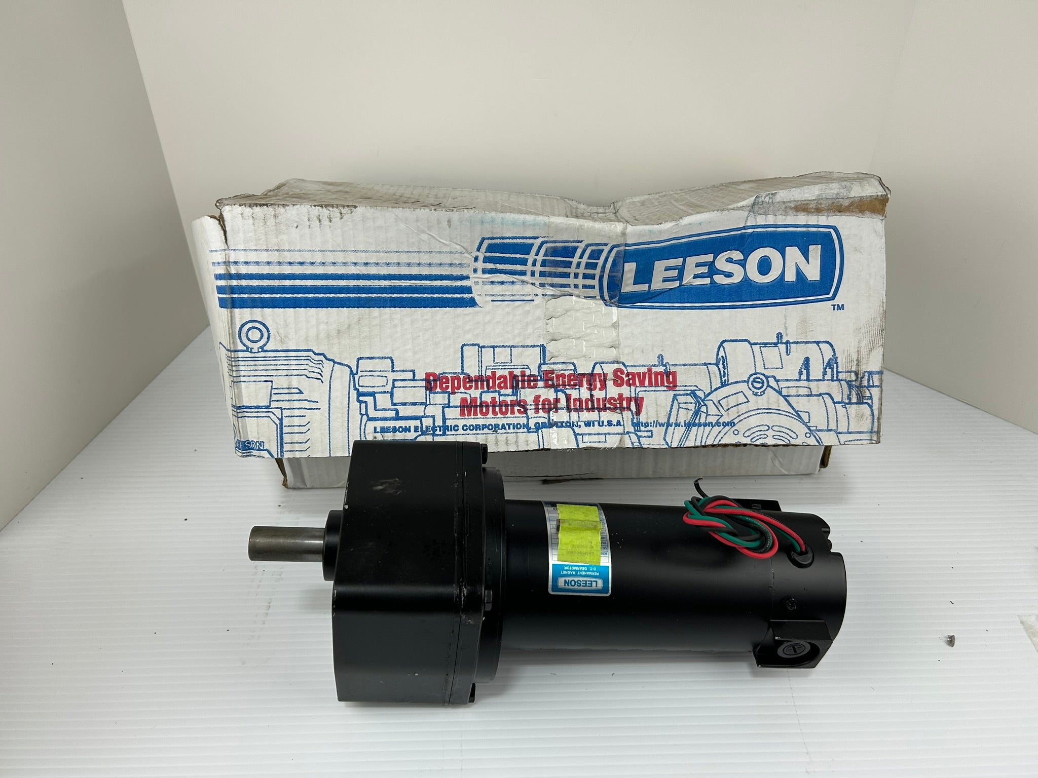 Leeson M1135112.00 Gear Motor CM34D25NZ58B DC Gearmotor 1/4 HP 165 RPM