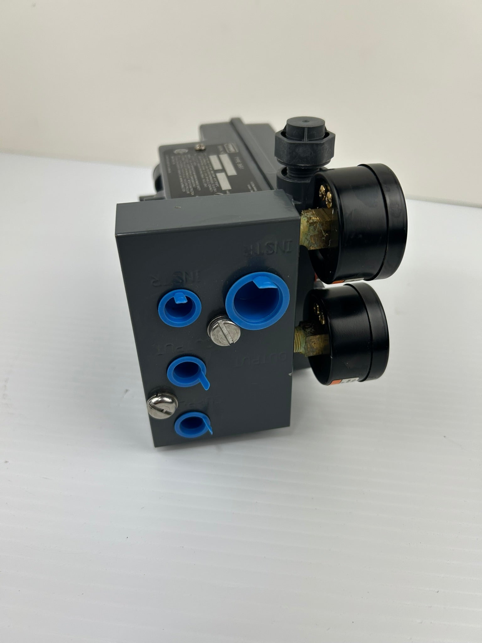Fisher 3661 Valve Positioner Series 034455-1-1 Input 4 to 20 mADC