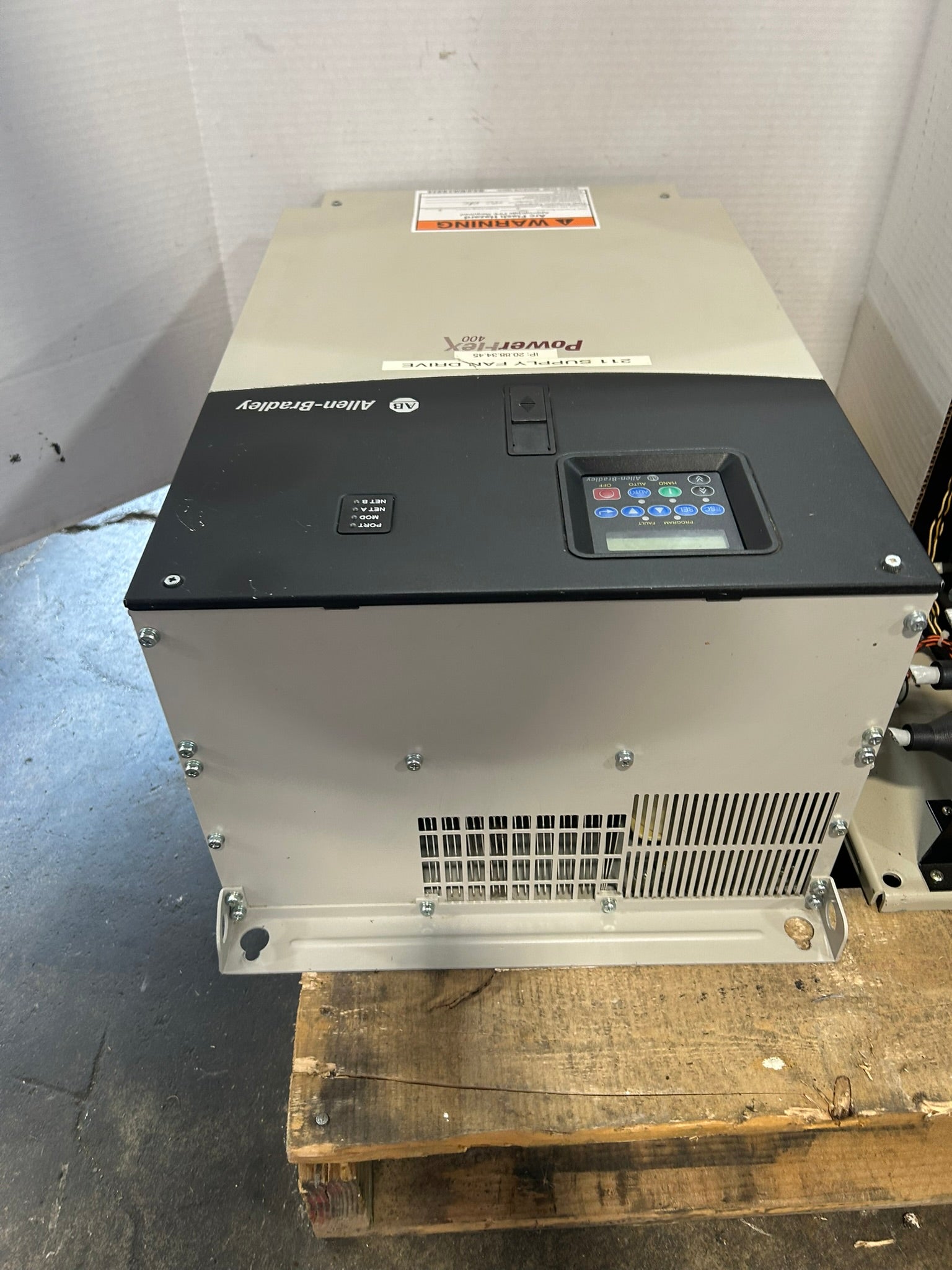 Allen-Bradley 22C-D142A103 PowerFlex 400 AC Drive 75kW/100HP 3PH Series B