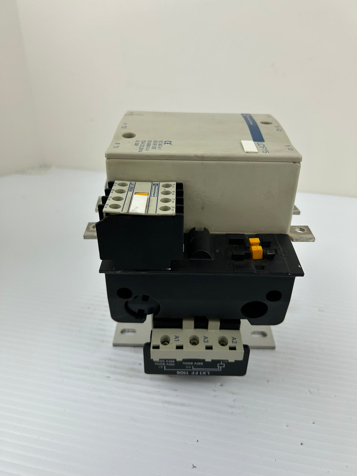 Telemecanique LC1F115 600VAC 3 Pole Contactor w/ LA1DN04 110V Coil