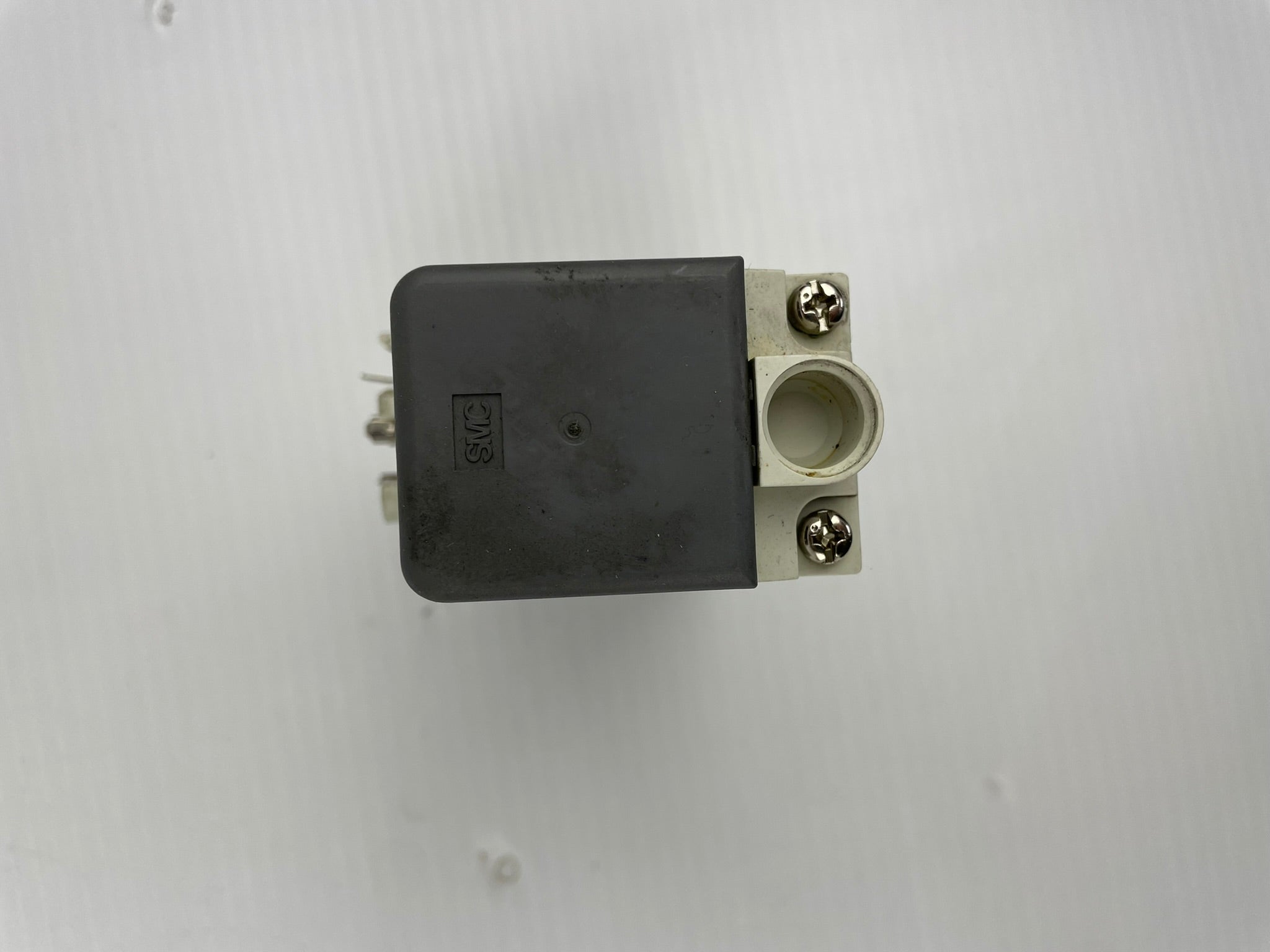 SMC Solenoid Valve VQ7-6-FG-D-3N Pressure Rating 0.15~1.0MPa