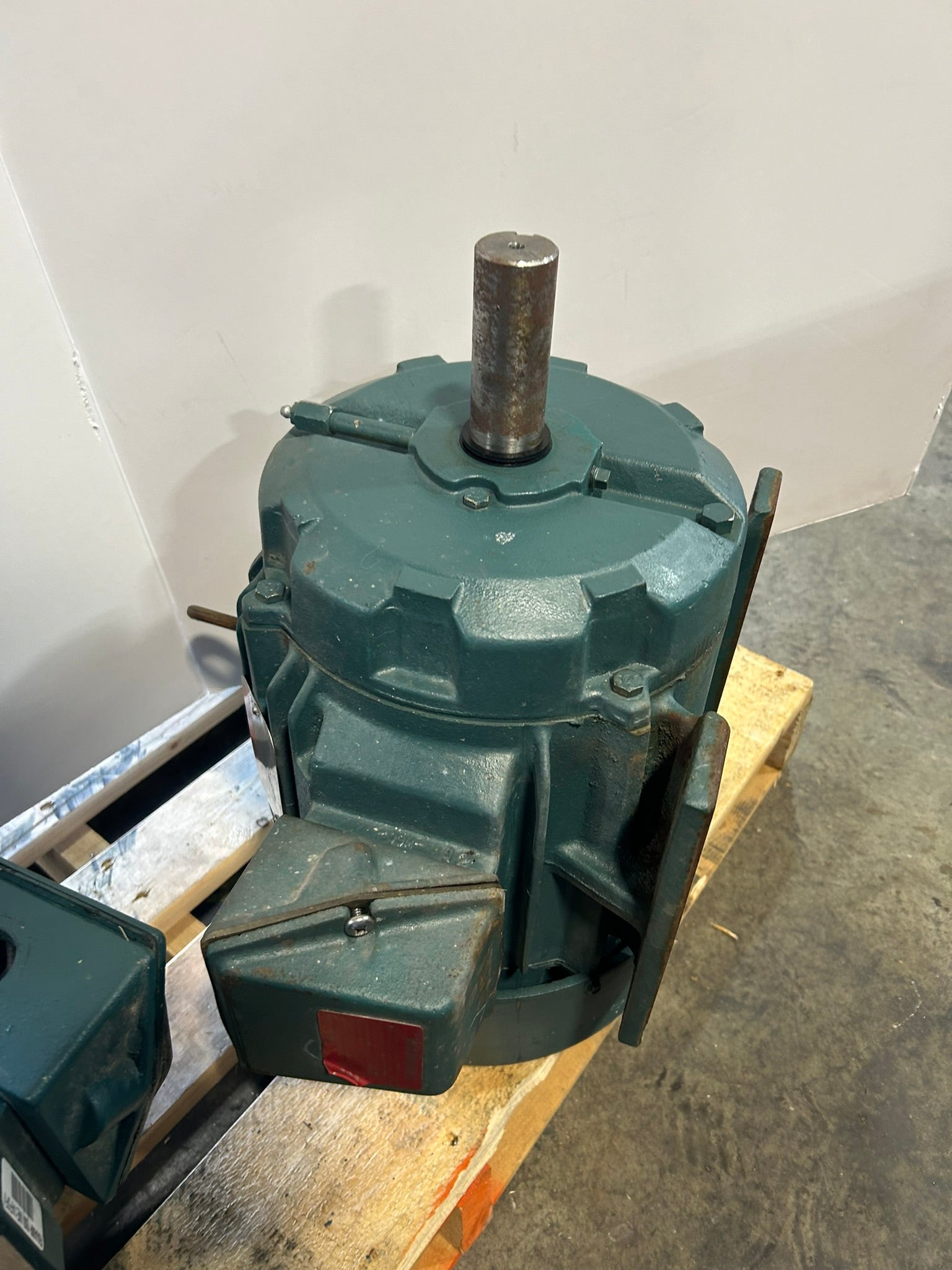 Reliance Electric P21G0420K XE Duty Master AC Motor 7.5 HP 1750 RPM 3 PH 213T