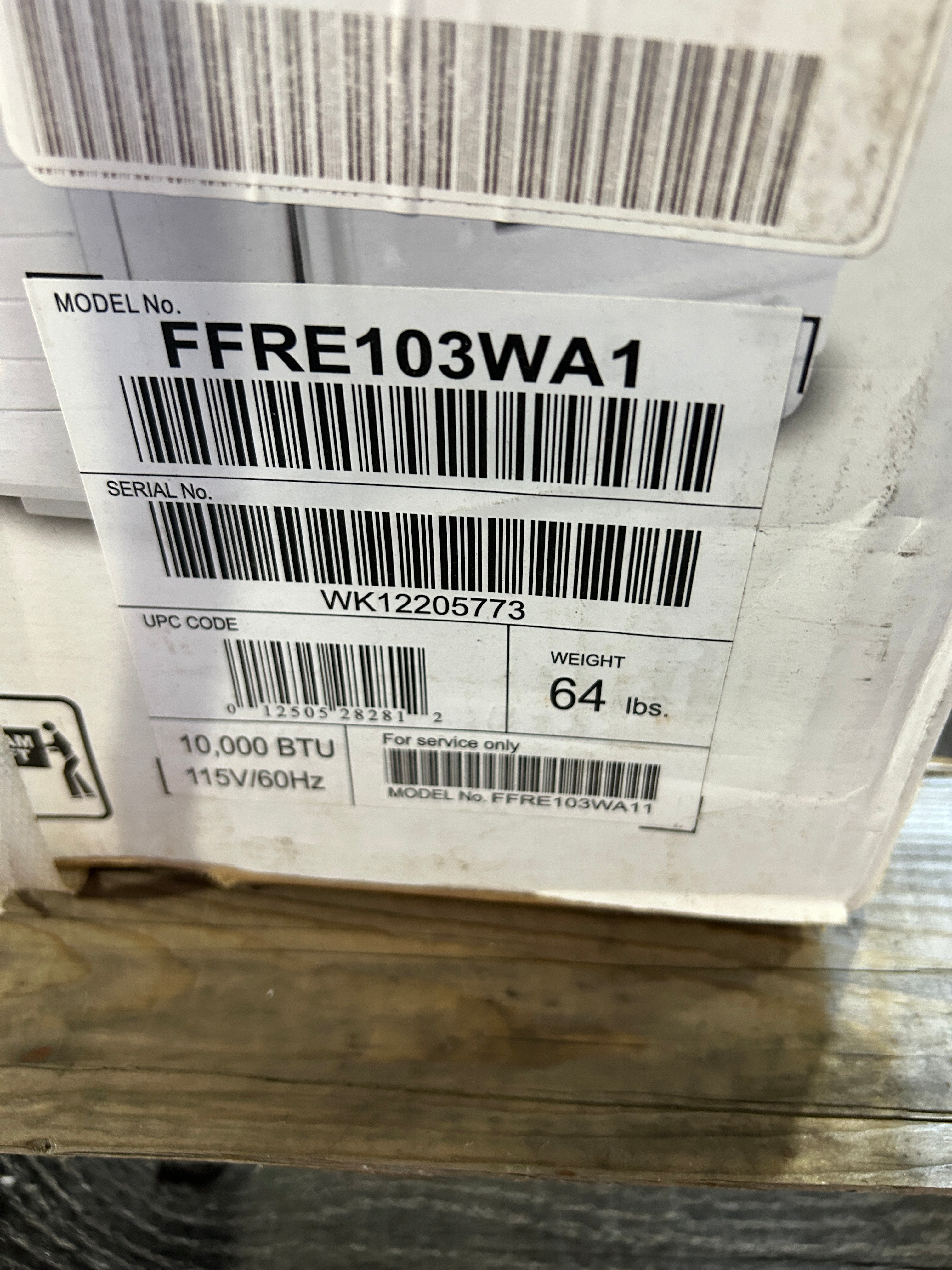 Frigidaire Window Room Air Conditioner 450 Sq.Ft. 10000BTU 115V White FFRE103WA1