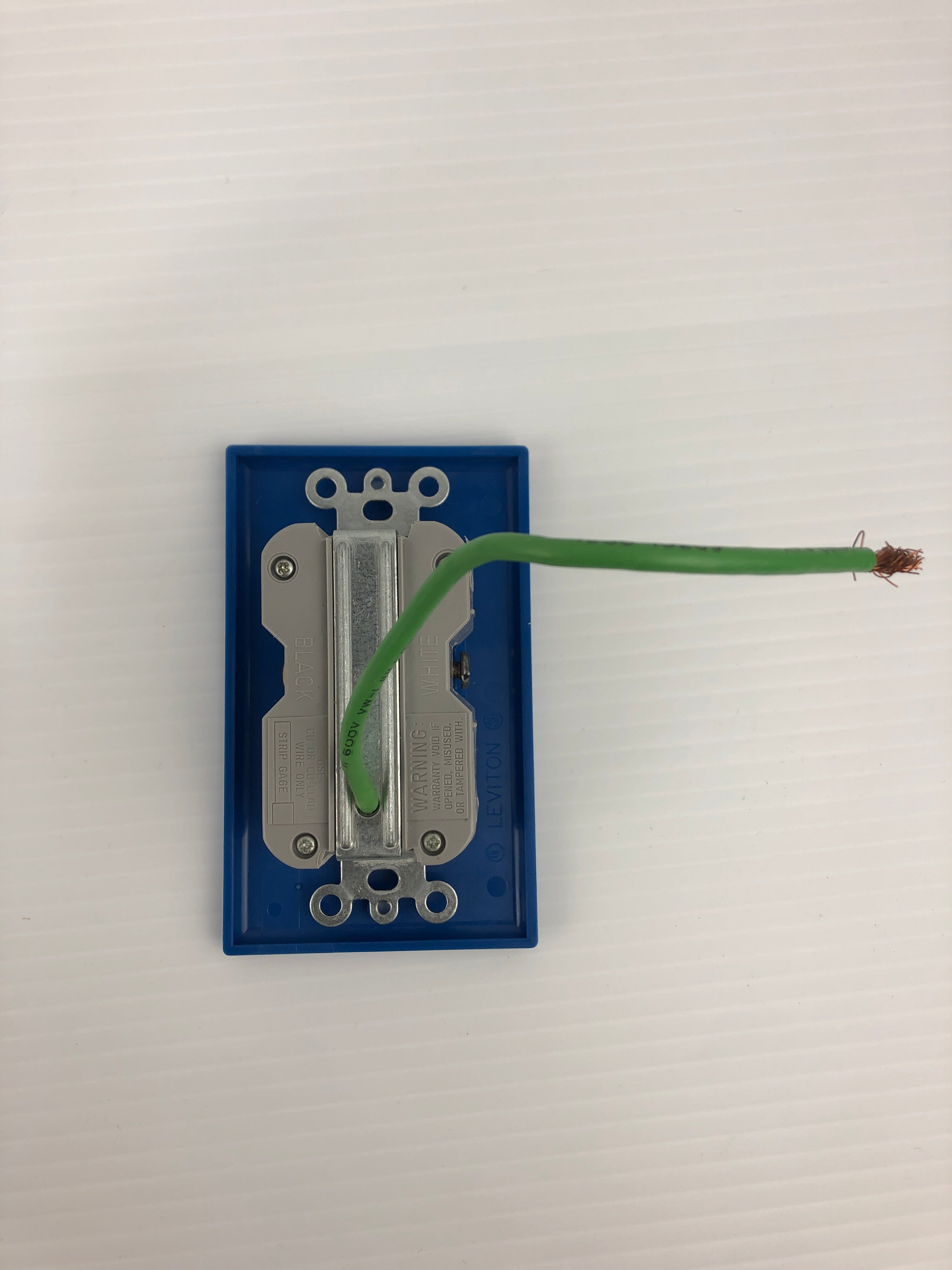 Leviton 5380-IGB Blue Duplex Receptacle Hospital Grade 125V 20A