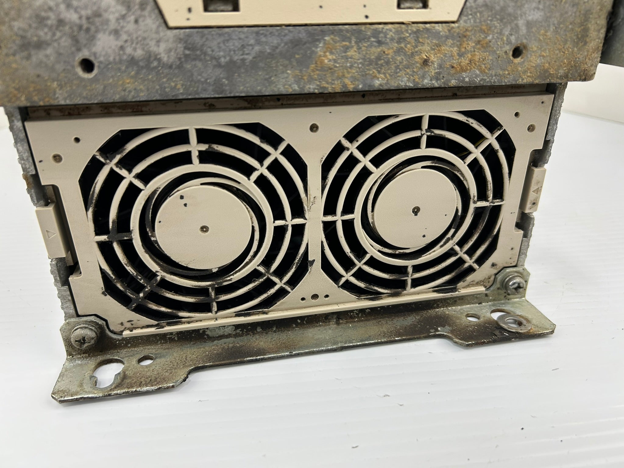 Yaskawa Electric CIPR-GA80U4075ABMA-AAAANA AC Industrial Drive Rev B GA800