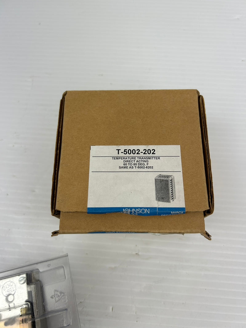 Johnson Controls T-5002-202 Temperature Transmitter Direct Acting T-5002-6202