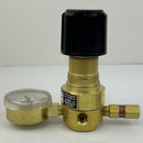 Concoa 405-3001 Gas Regulator 400 Series with Gauge -100-1400 kPa 30-200 PSI