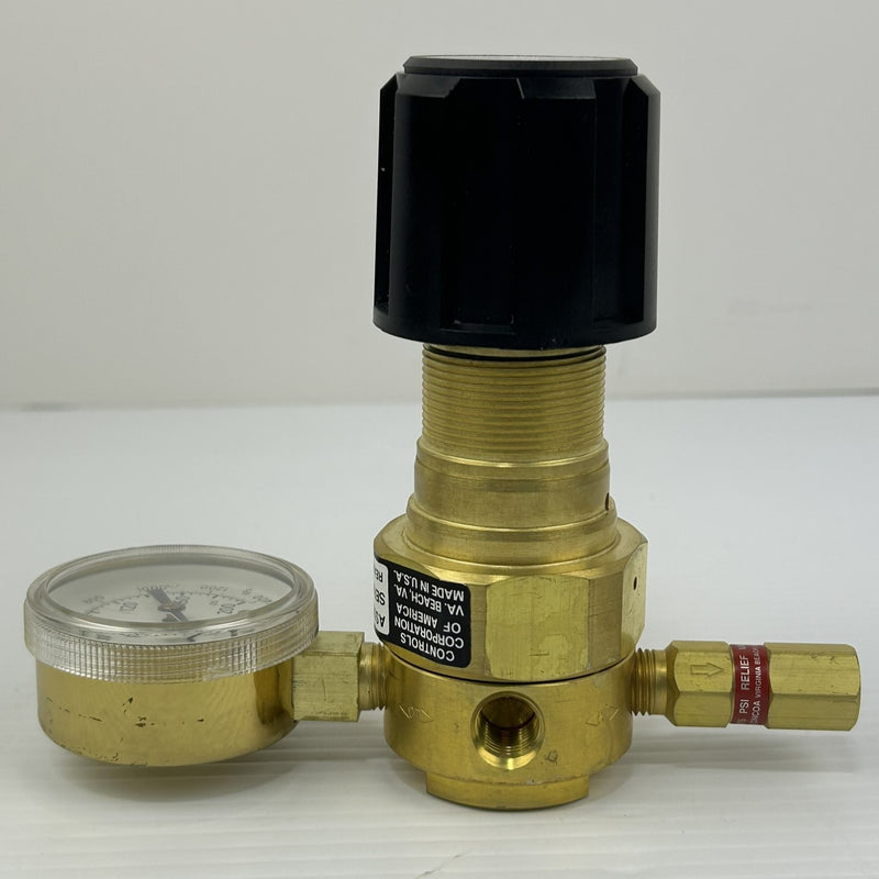 Concoa 405-3001 Gas Regulator 400 Series with Gauge -100-1400 kPa 30-200 PSI