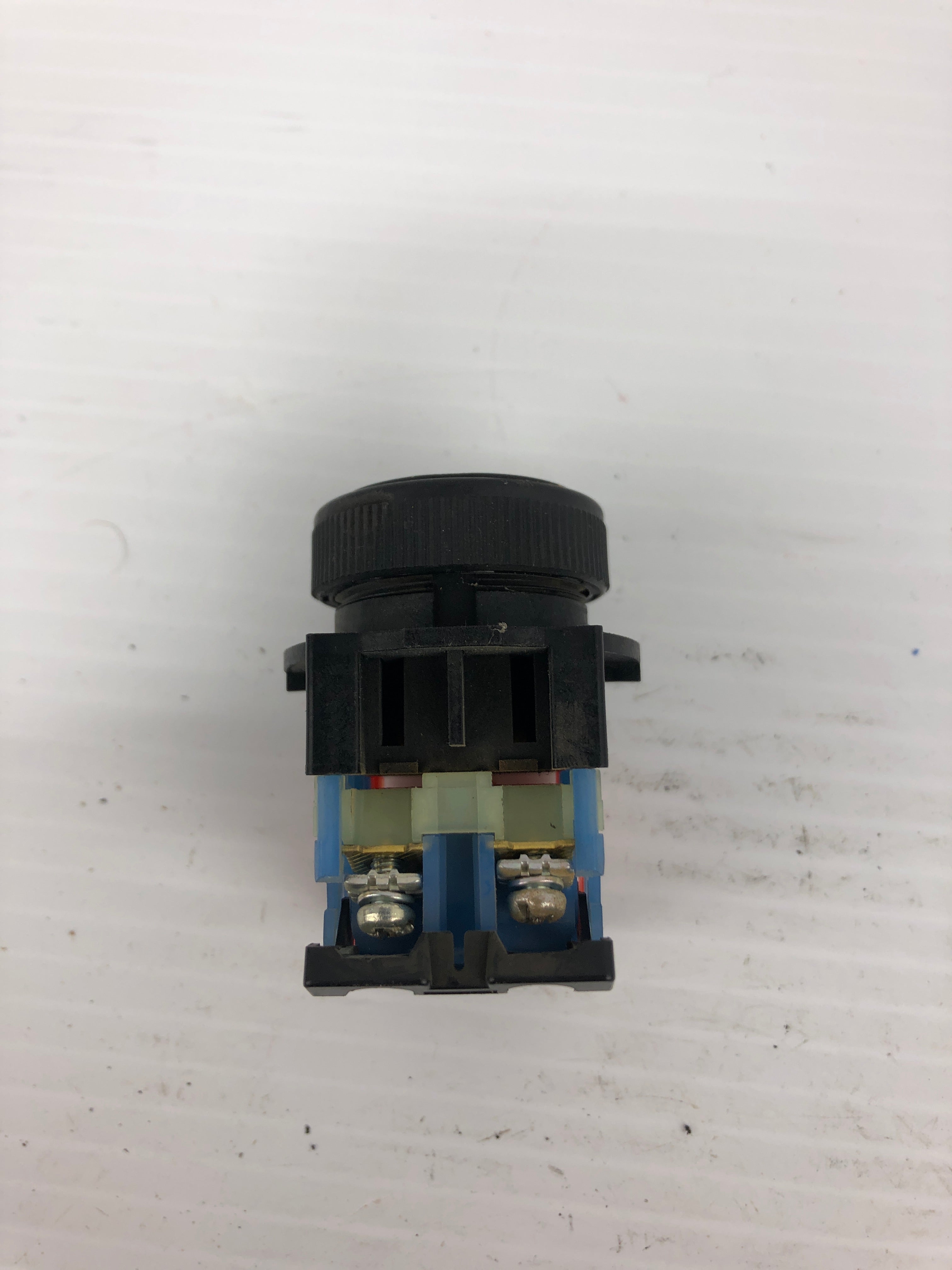 Fuji Electric AR30PR-2 Selector Switch 250V 6A - Missing Top