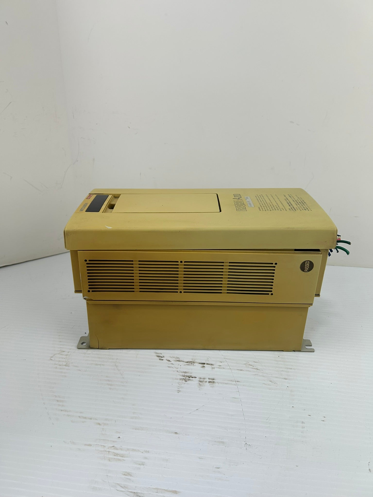 Mitsubishi FR-A240E-0.75K Inverter Freqrol A200 Drive 0.75kW Input 380-460VAC