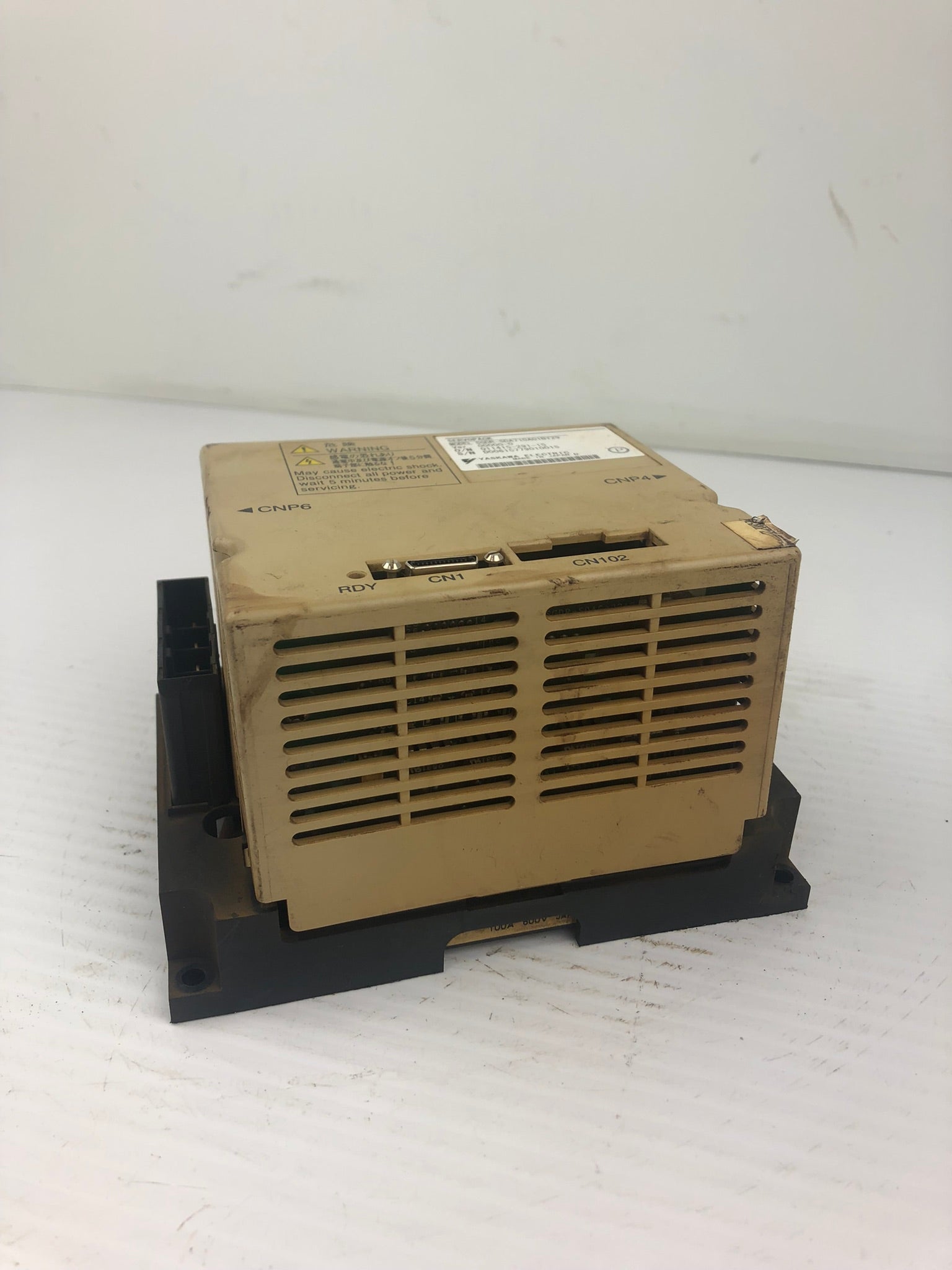 Yaskawa Servopack SGDR-SDA710A01BY29 Servopack Drive