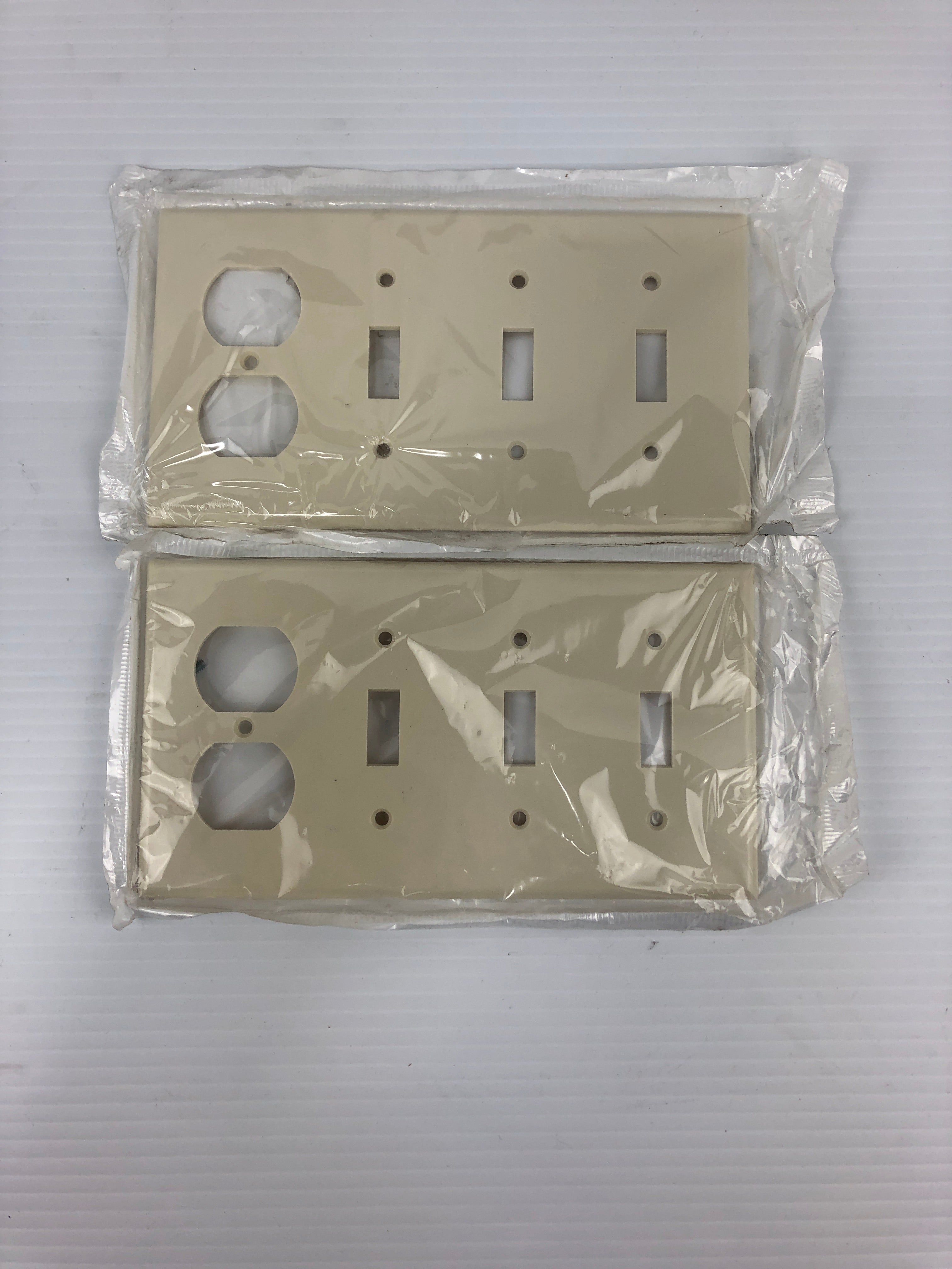 Leviton P38-T Ivory Three Toggle / One Duplex Combo Wall Plate - Lot of 2