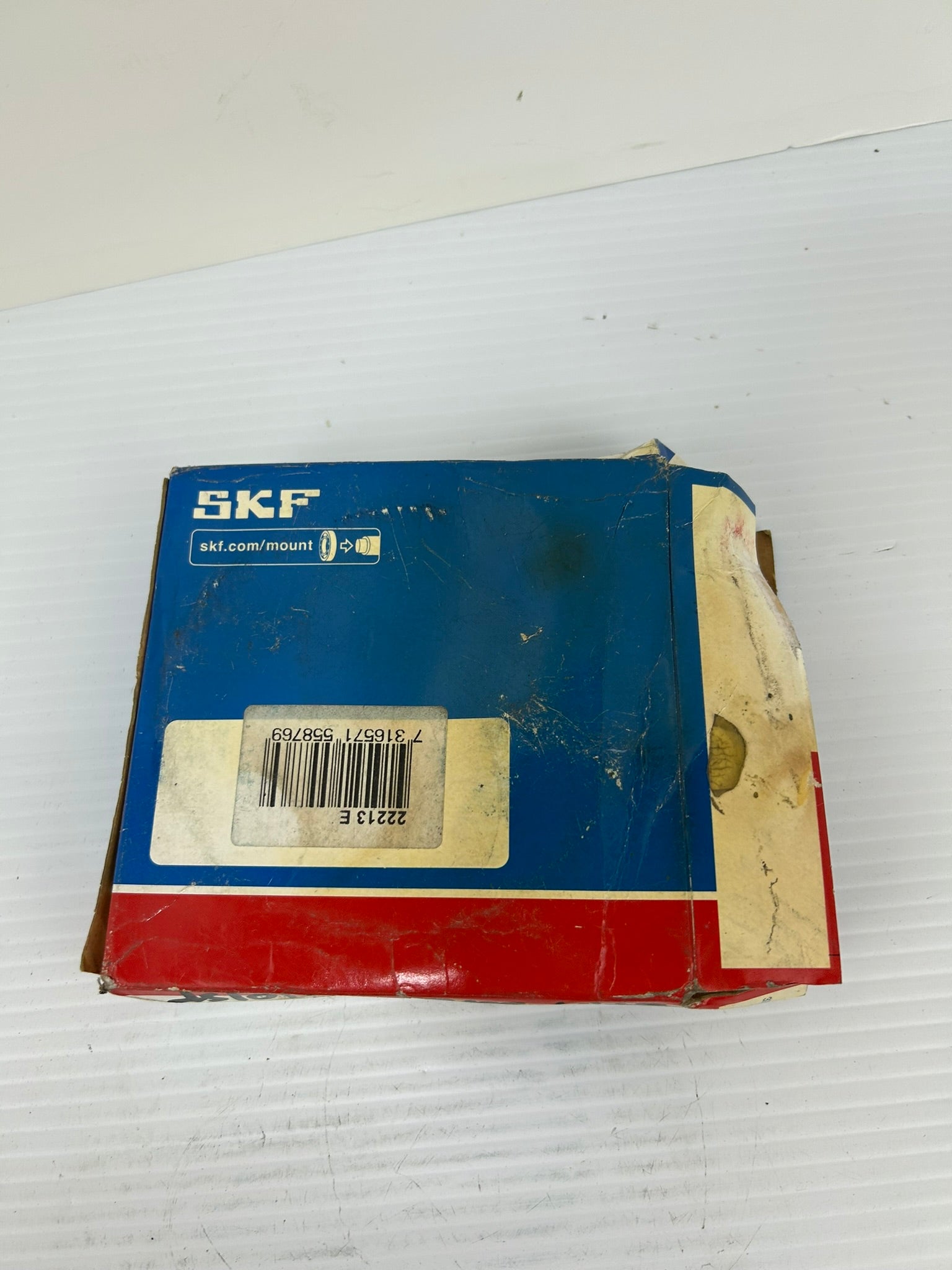 SKF 22213 E Spherical Roller Bearing 22213E