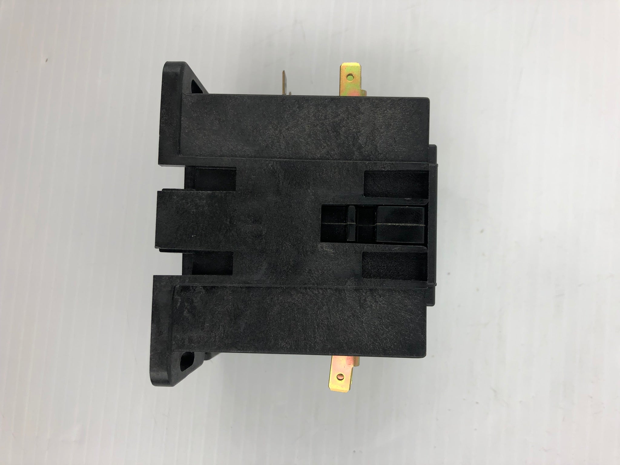 Square D 8910DPA24V02 Contactor Open Type 25A 600V 4 Pole Series A